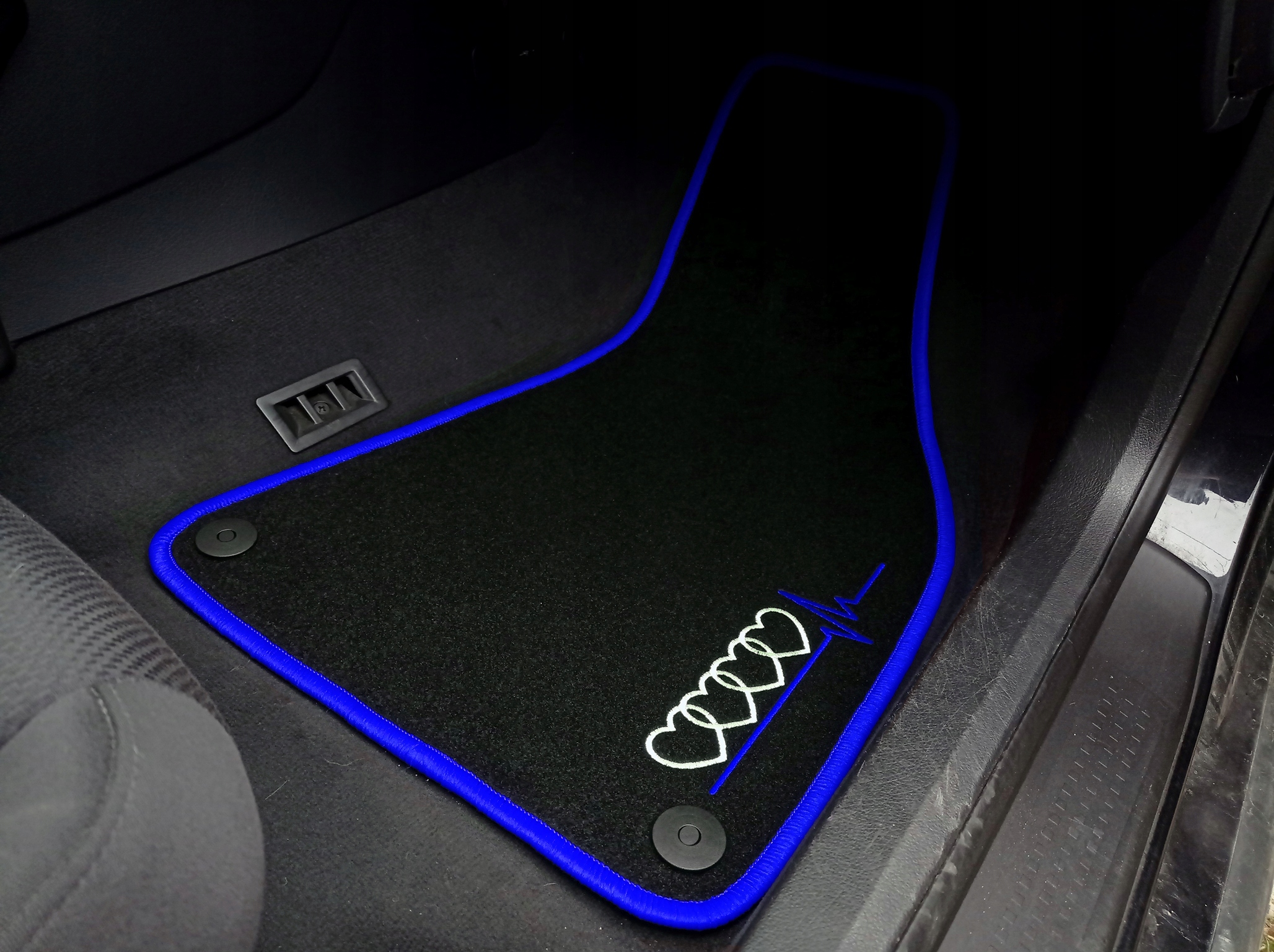 KÉK EKG AUTÓSZÖNYEGEK AUDI A6 C7 (2011-2018) LENGYEL TERMÉK Egyéb színek kék