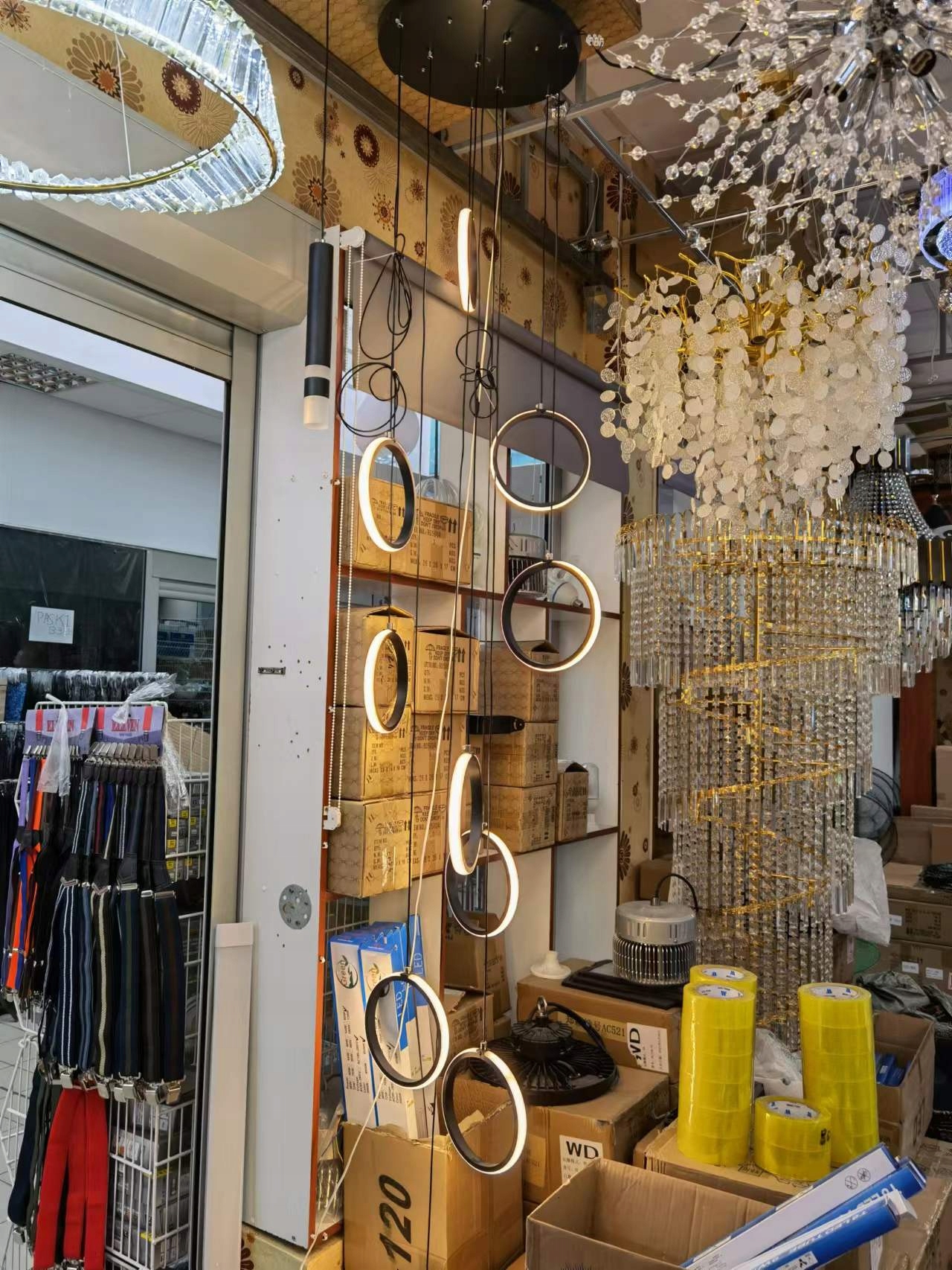 LAMPA WISZĄCA LED KOŁA 10 RING Ø20CM CZARNE +PILOT Kod producenta ML508