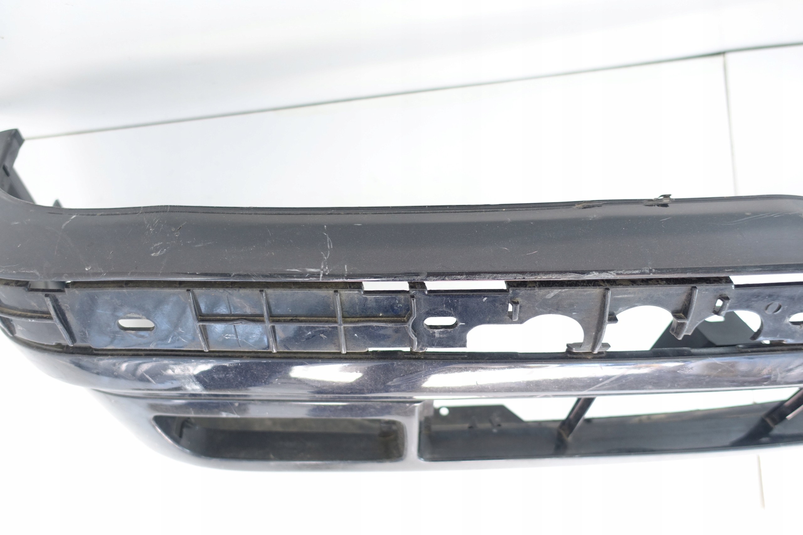 nárazník předek přední BMW E36 8132206 1990