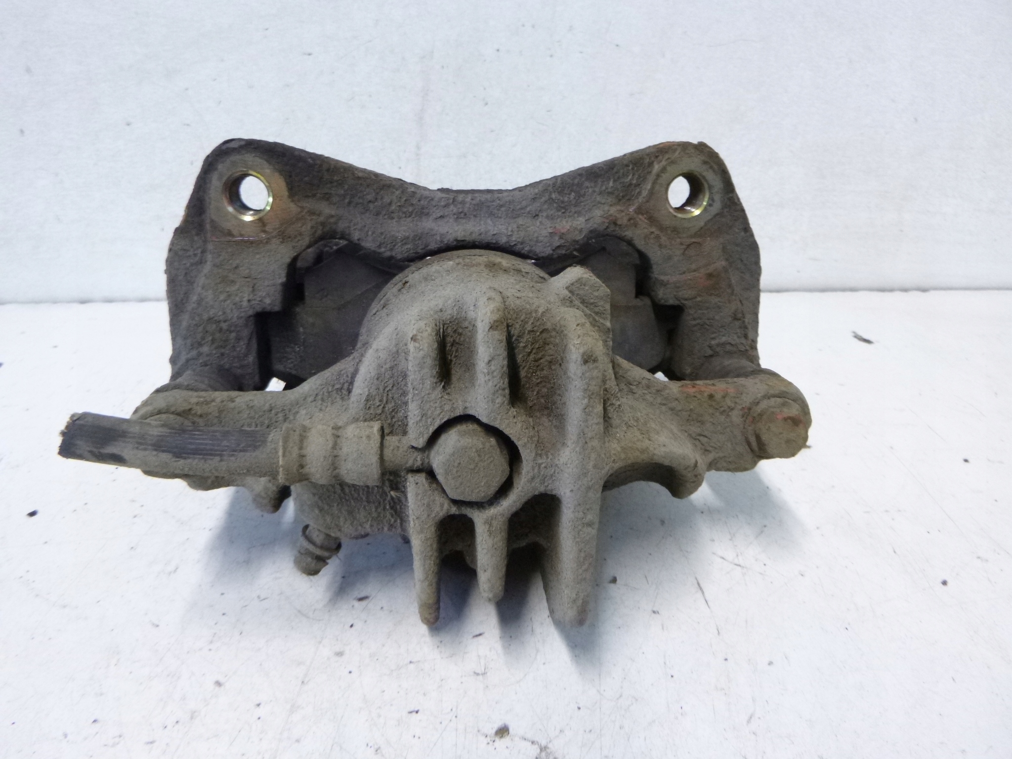 caliper brake front Mitsubishi Space Star 1999