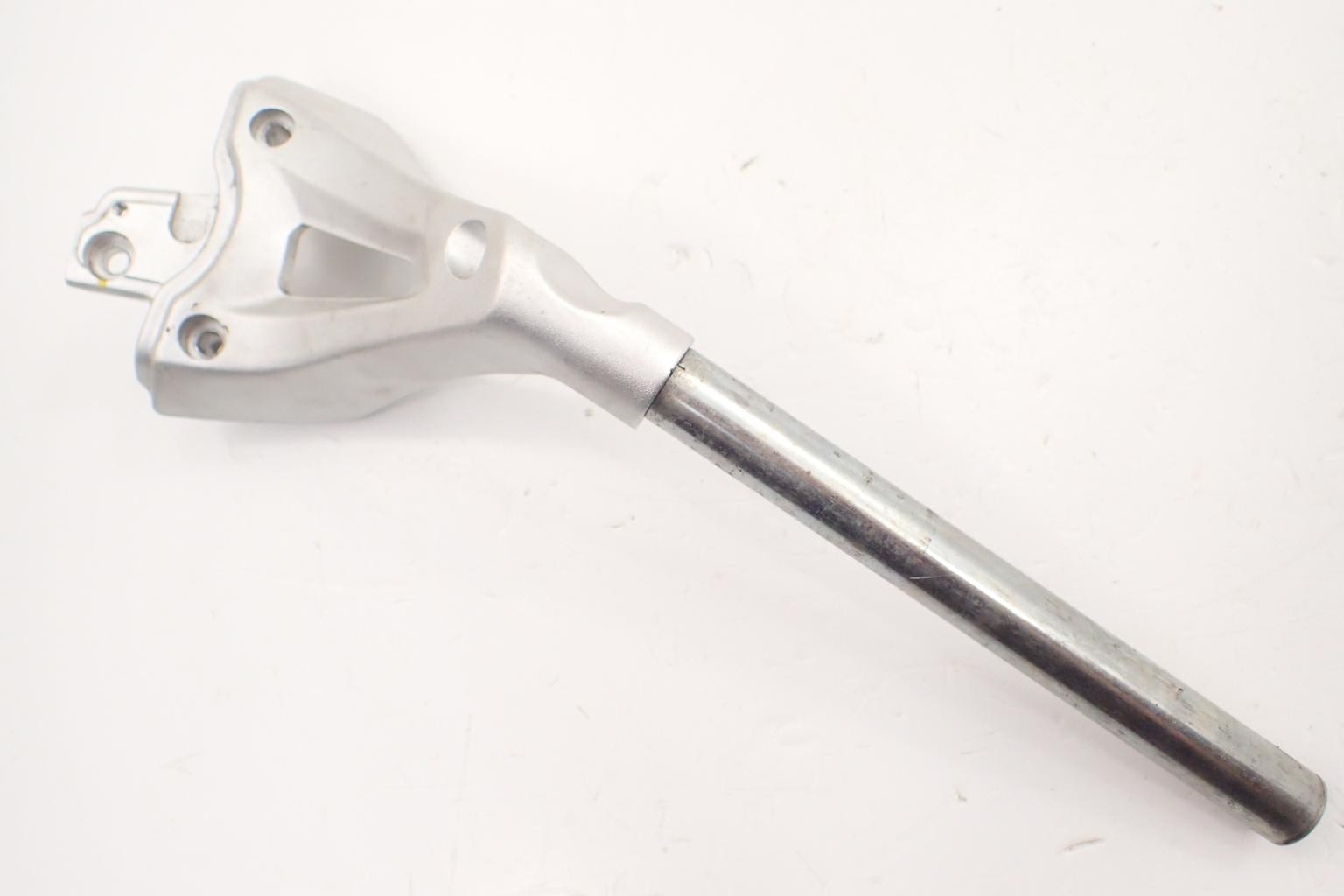 Кермо правий Gilera GP 800 Aprilia SRV