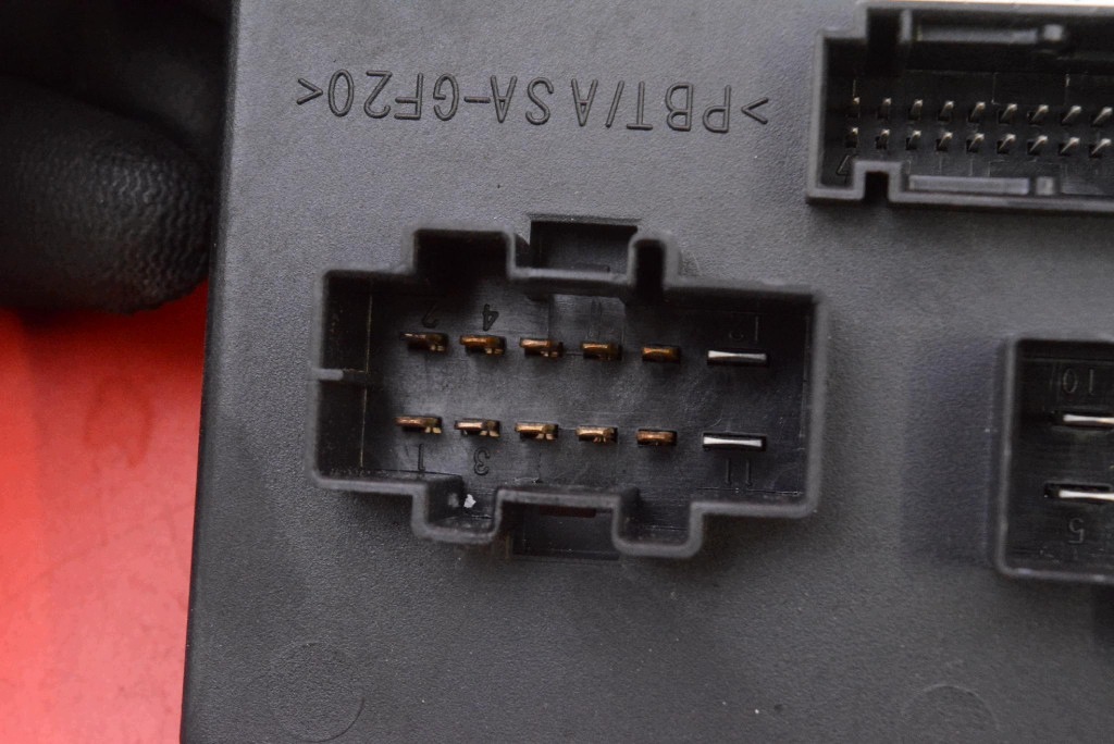 unité de commande électronique uce module feux 4F0907279 AUDI A6 C6 04-08