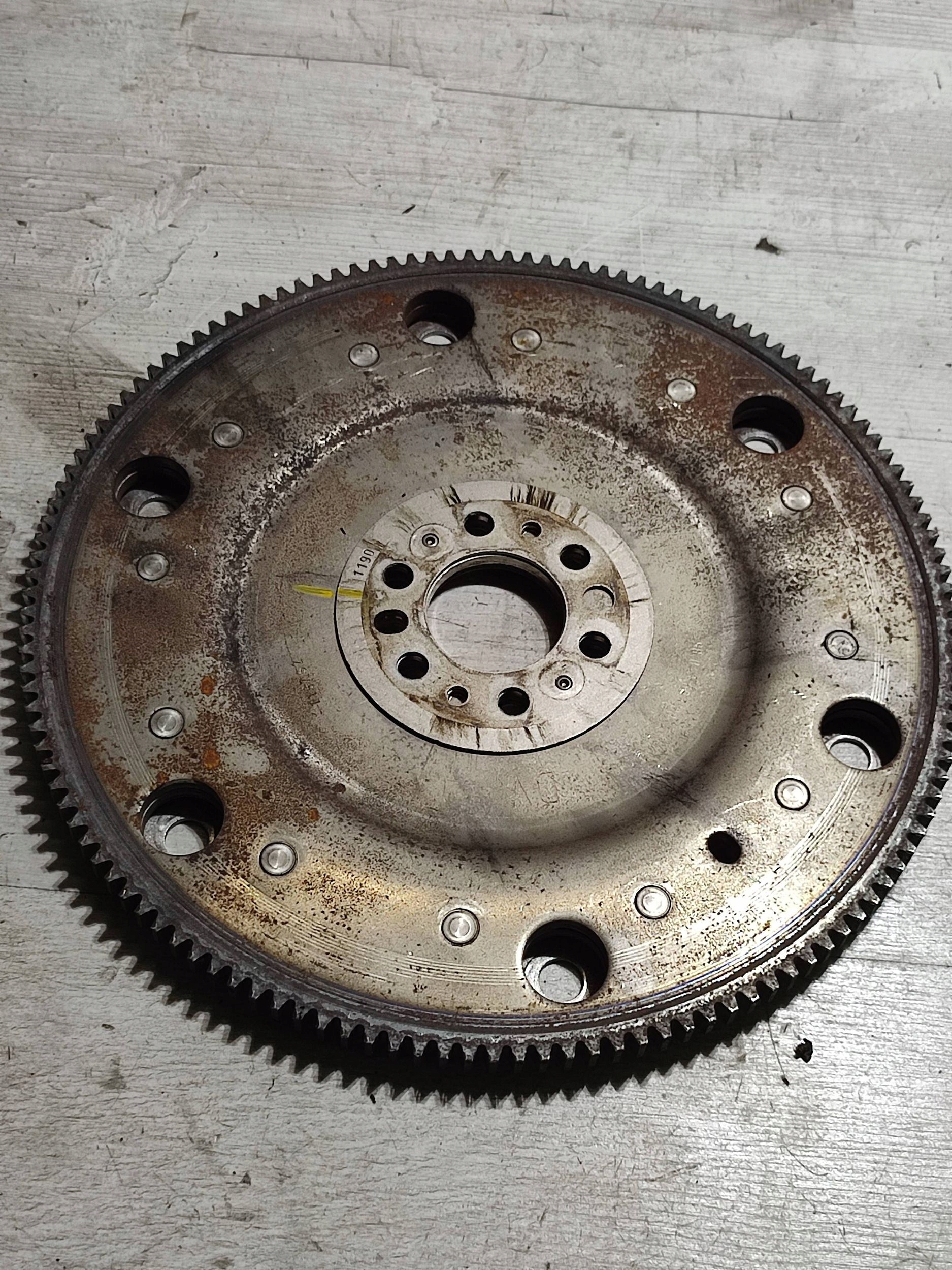 Peugeot 308 2019 wheel flywheel