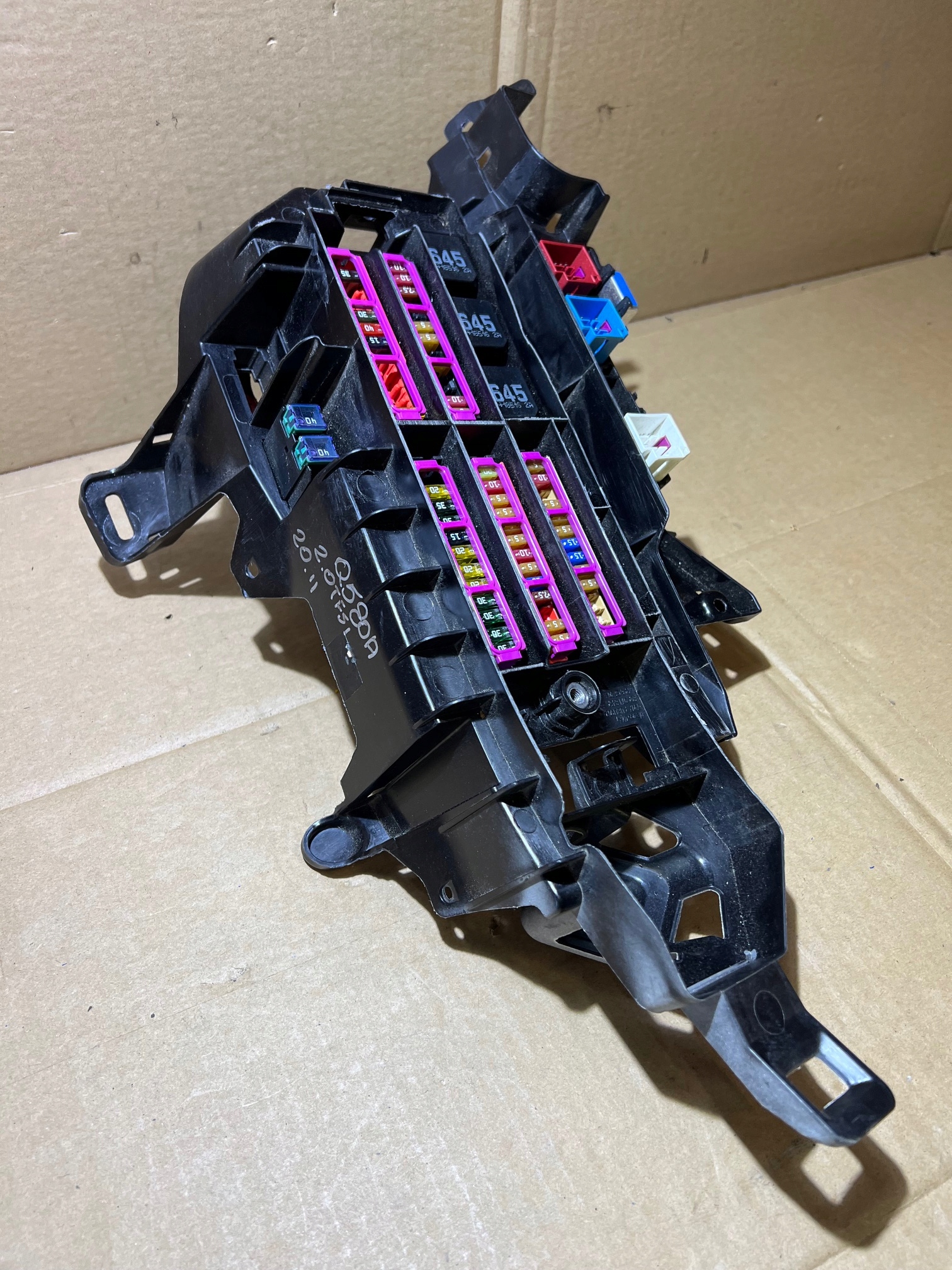 AUDI Q5 80A 2.0 TFSI Module fusibles 80A971845A