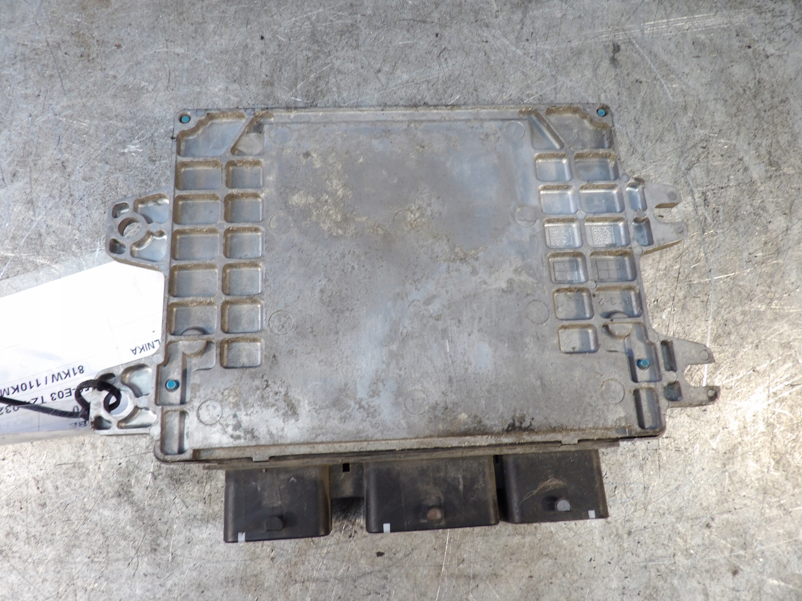 Nissan Cube Z12 computer, control unit 47244796, A56-E03 TZ4 0327 A56-E03
