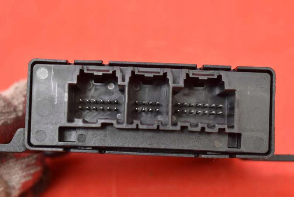 Centralina modulo parcheggio PDC 13334227 OPEL ASTRA 4 IV J 09-12