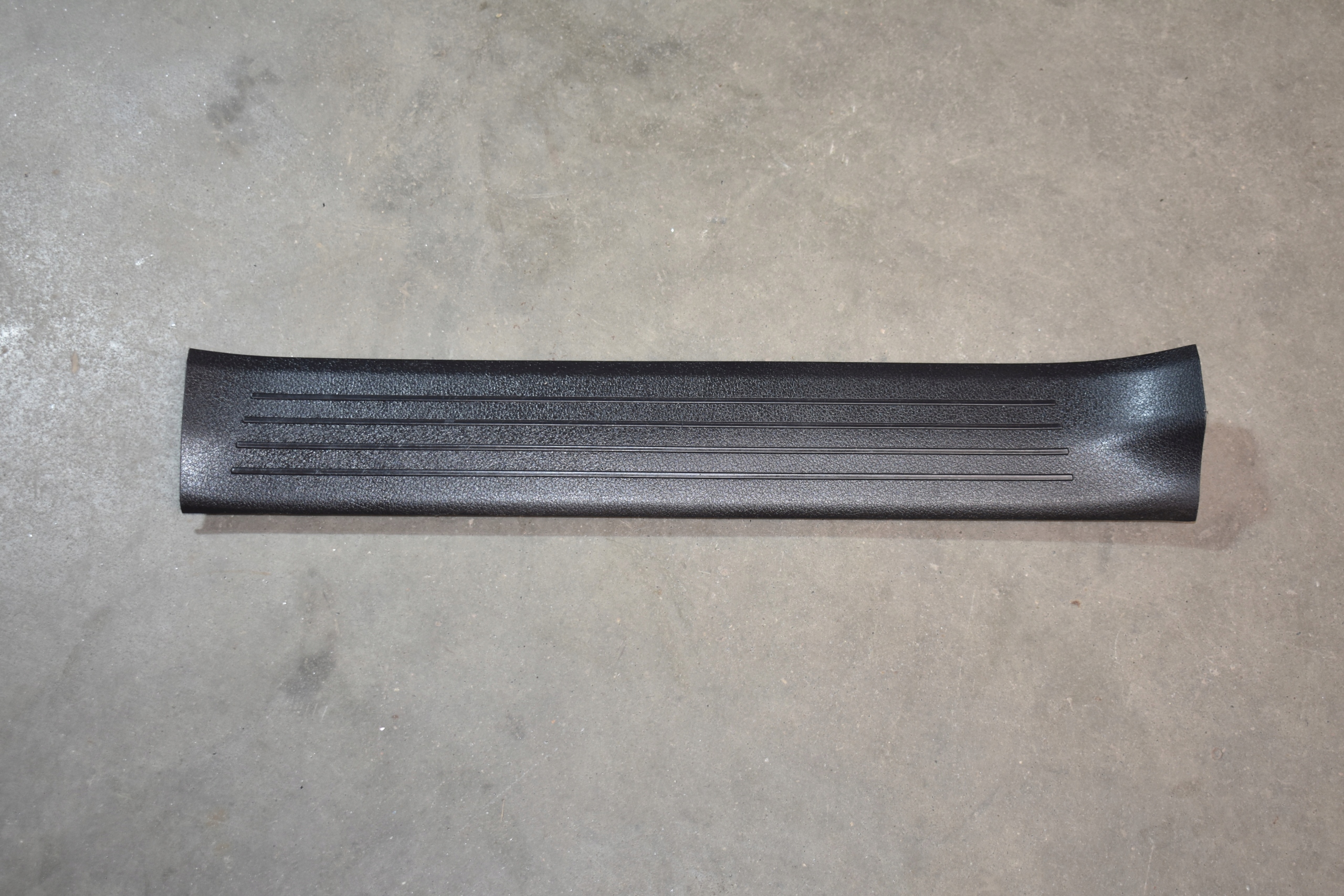 IDEALNA moulding cap threshold right MERCEDES W167 X167 1
