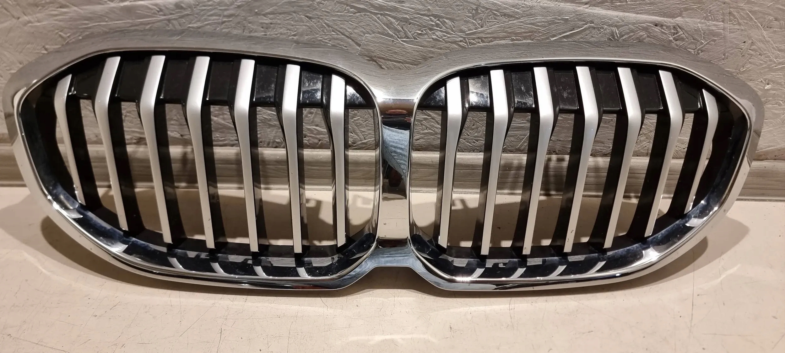 BMW 1 F40 Kühlergrill FRONTGRILL Kühlergitter 7076802 - Thumbnail 1