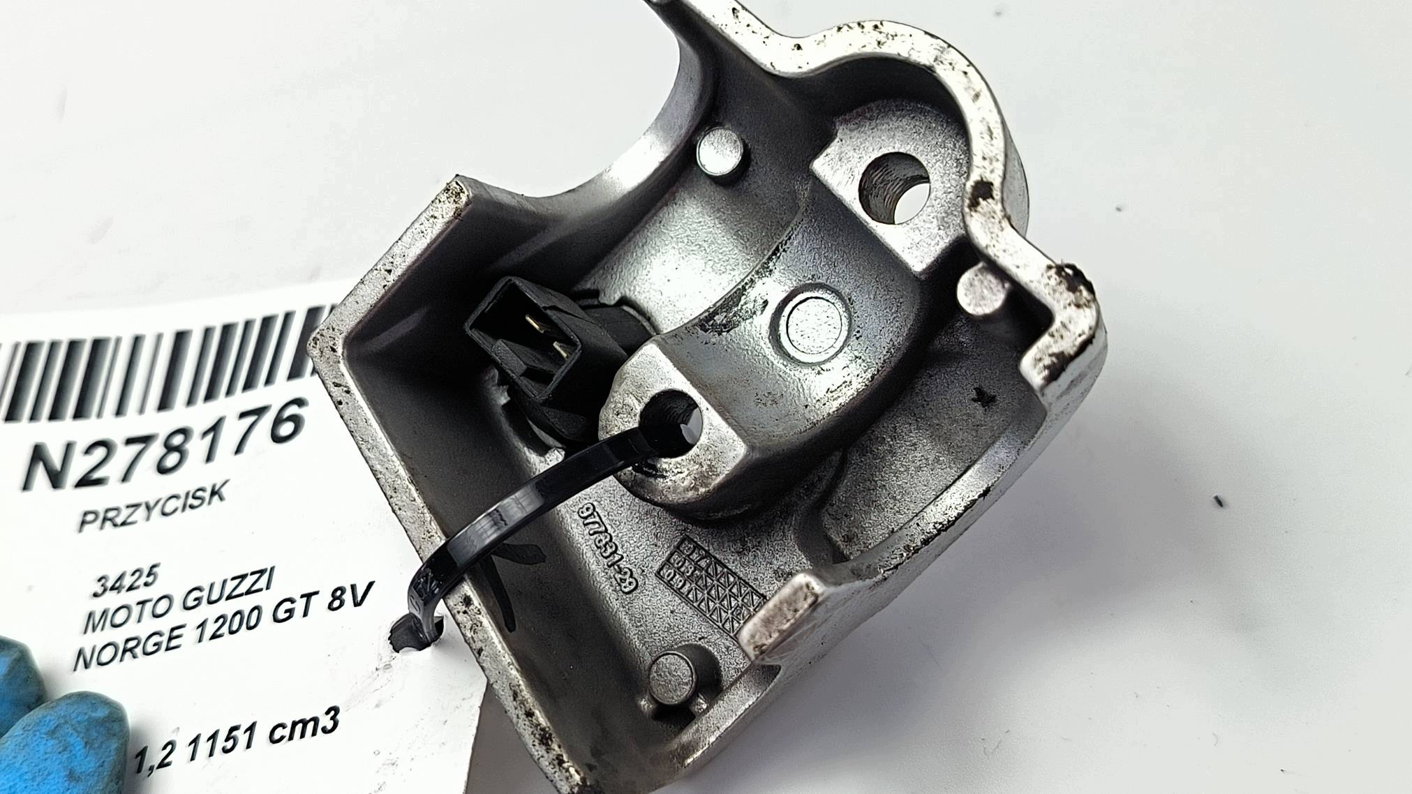 button 977831-29 MOTO GUZZI NORGE 1200 GT 8V