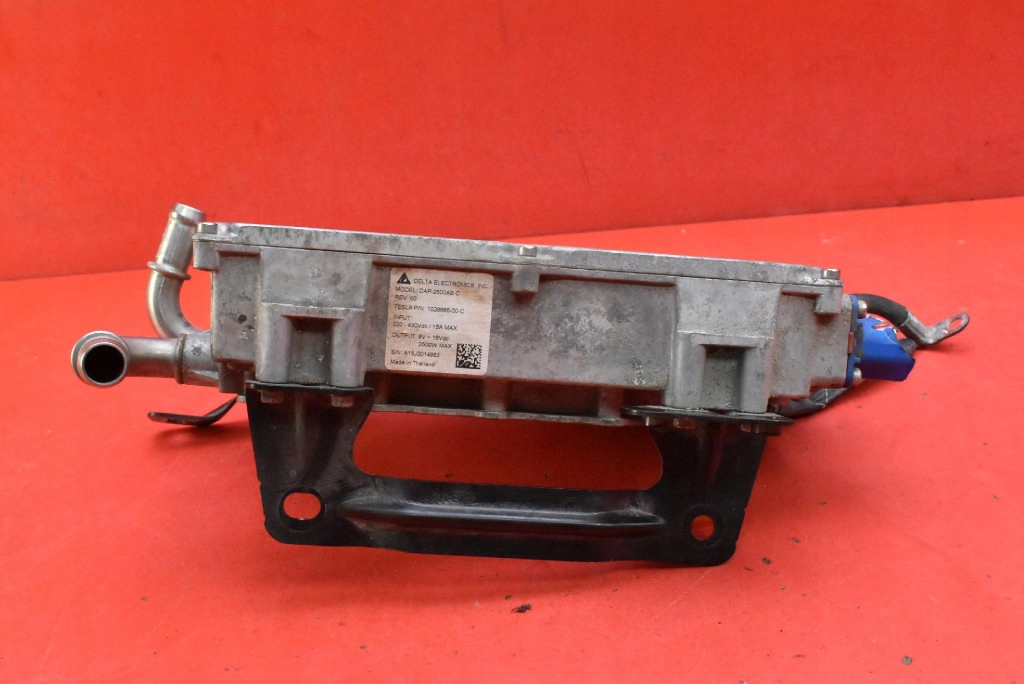 control unit KONWERTER 1028665-00-C TESLA MODEL S LIFT 16-21
