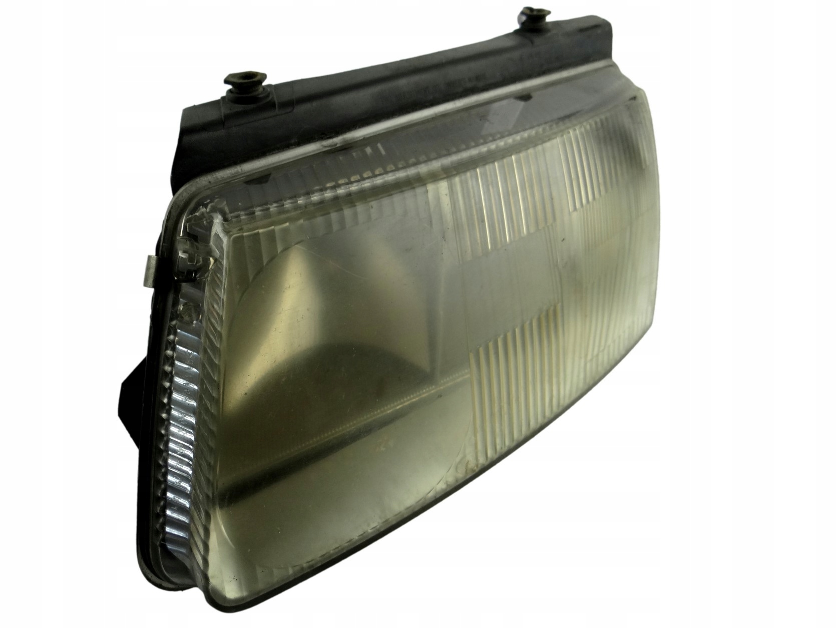 REFLEKTOR left VOLKSWAGEN PASSAT B5 9375