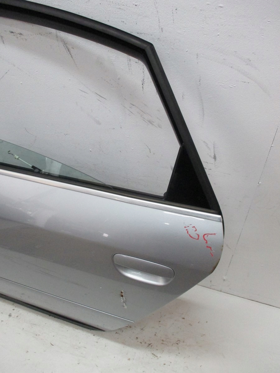 door left rear. AUDI A6 4B0 sedan