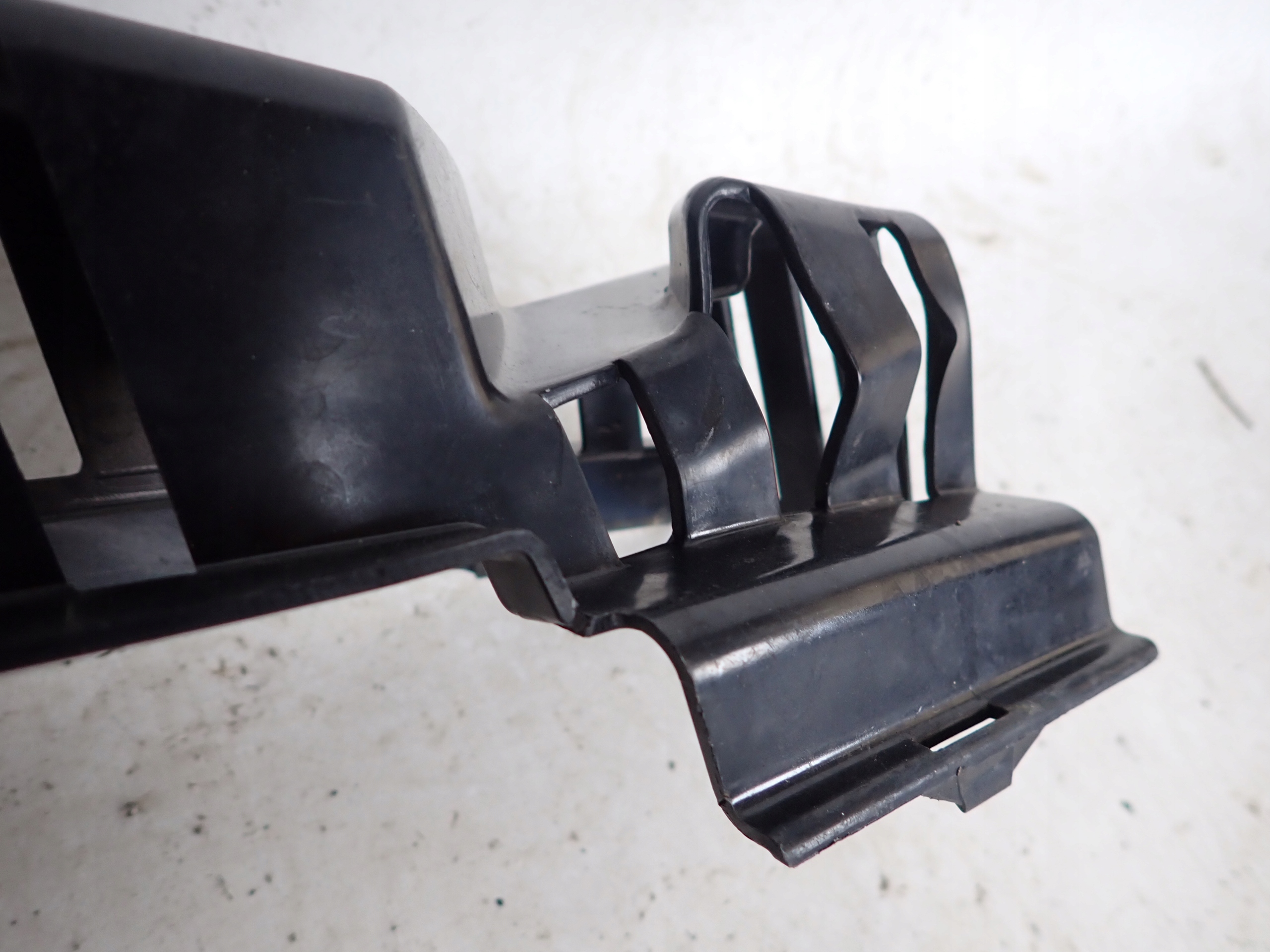 HYUNDAI I10 II 2 13-19 sider ABSORBER front front 86521-B9000