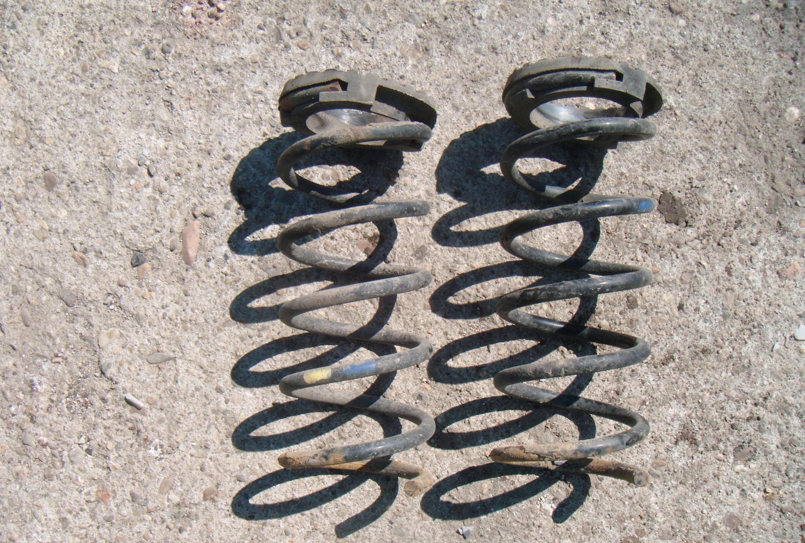 FIAT PANDA II 2 2003-2012 SPRĘŻYNA SPRĘŻYNY ZAWIESZENIA TYŁ