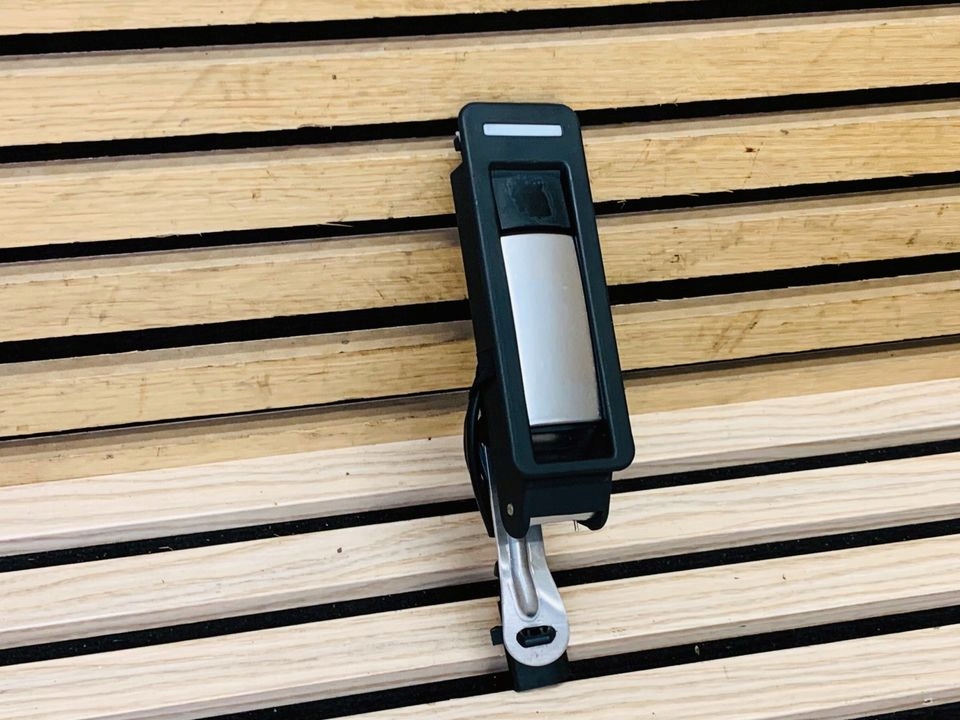 LAMBORGHINI AVENTADOR SV SVJ KLAMKA 470837293A