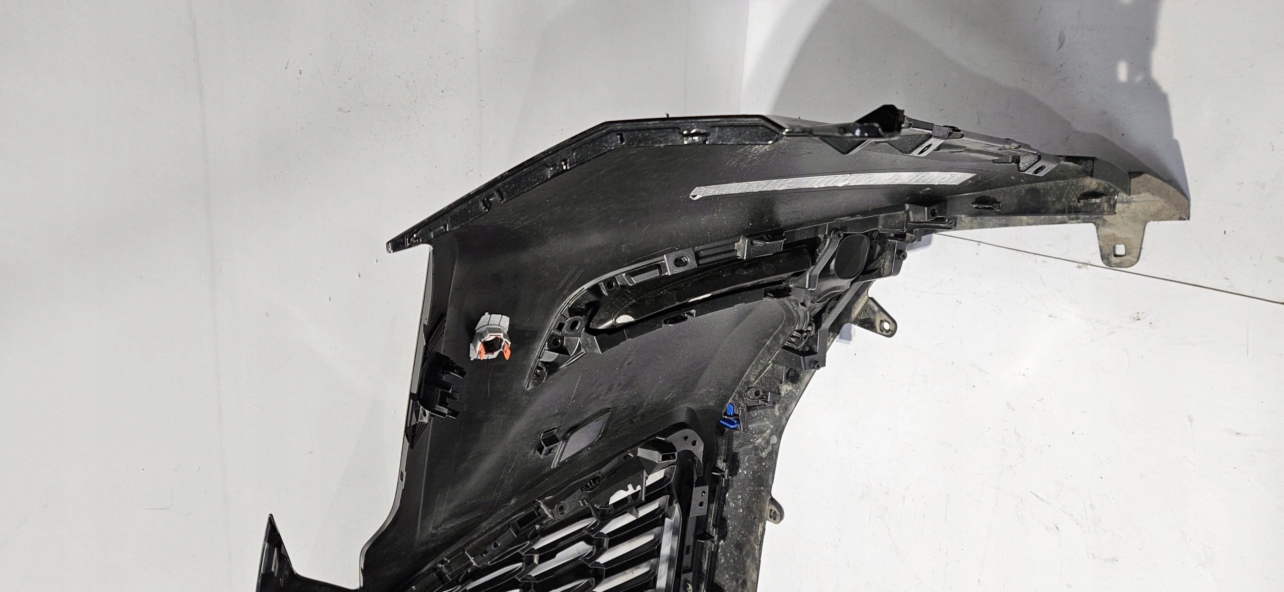 front bumper grille LEXUS NX II 21- PDC washers original 52119-78330