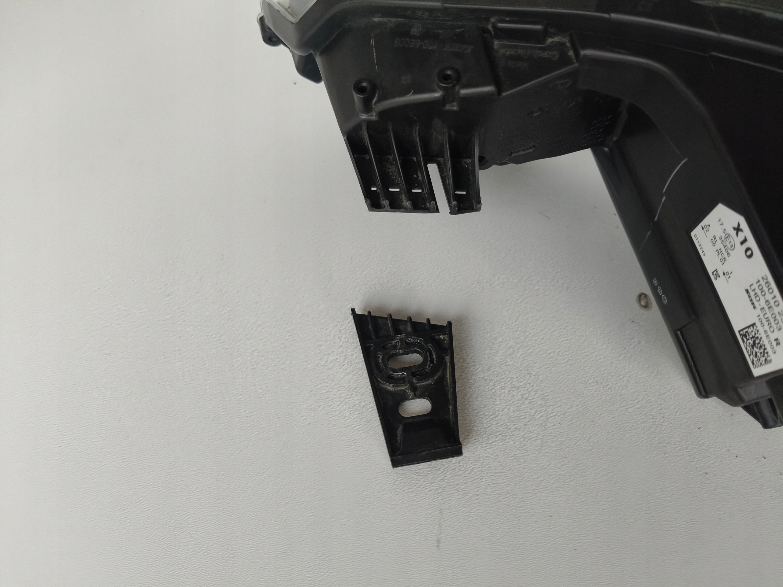 light right REFLEKTOR RENAULT ZOE II 19- FULL LED