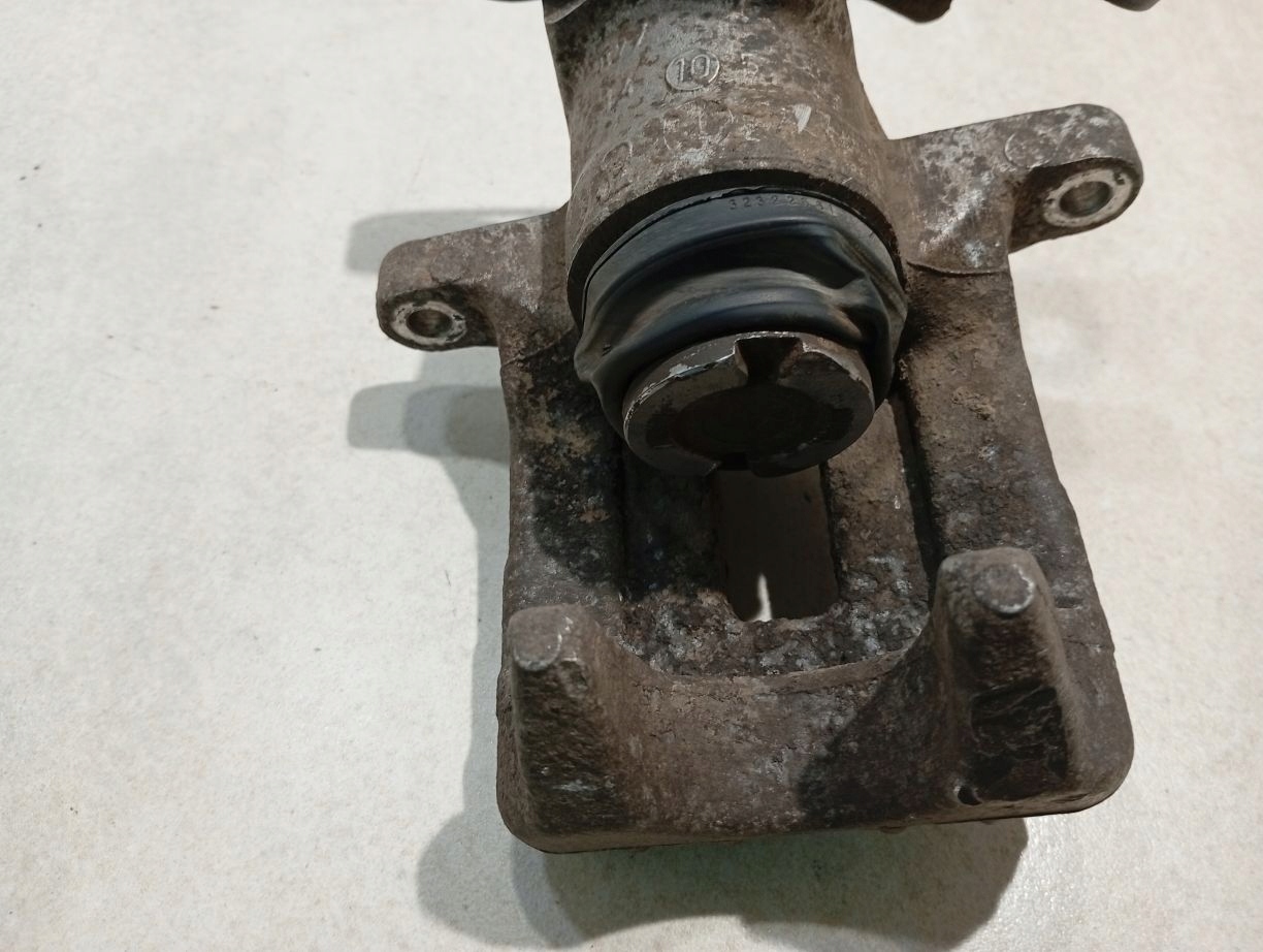 caliper brakes left rear part AUDI A4 B5 FL 1.9 TDI