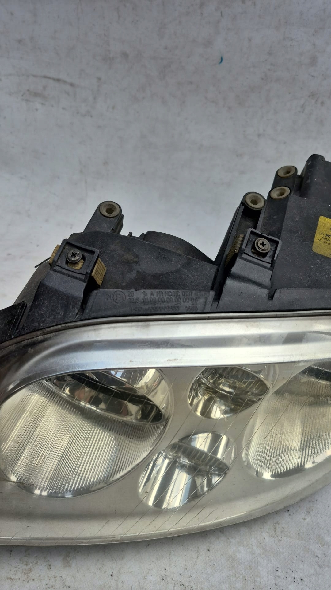 VW TOURAN and 03-06 light left front front