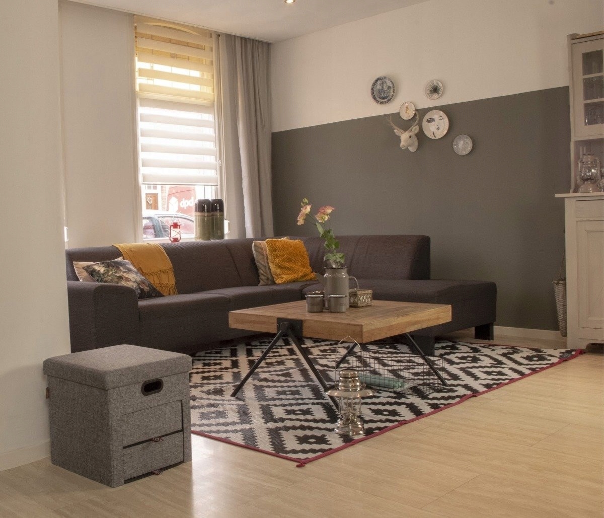 Pufa z szufladami szafka tekstylna 40x40x40cm Liczba komór 1