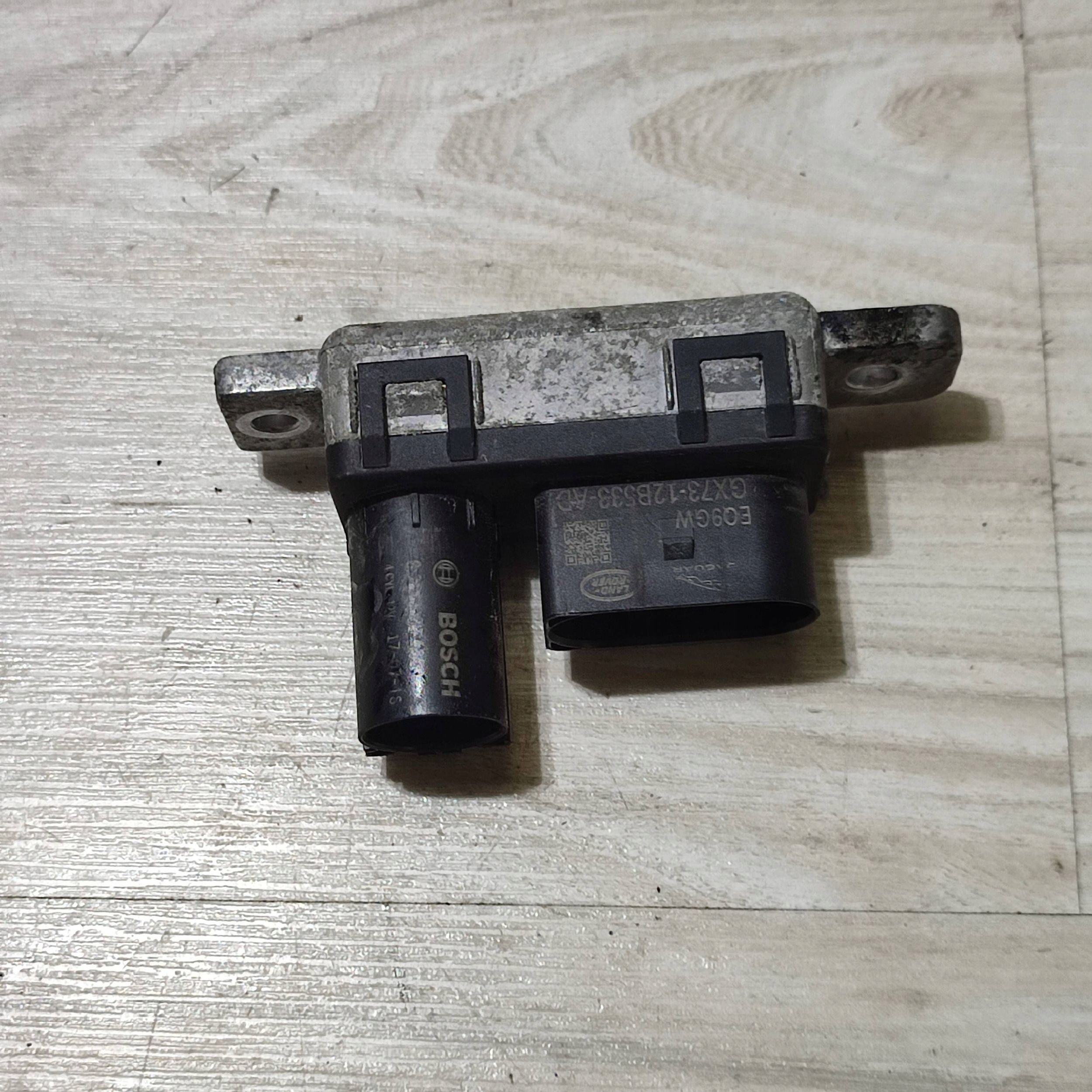 control unit plugs zarowych Jaguar F-Pace GX7312B533AD