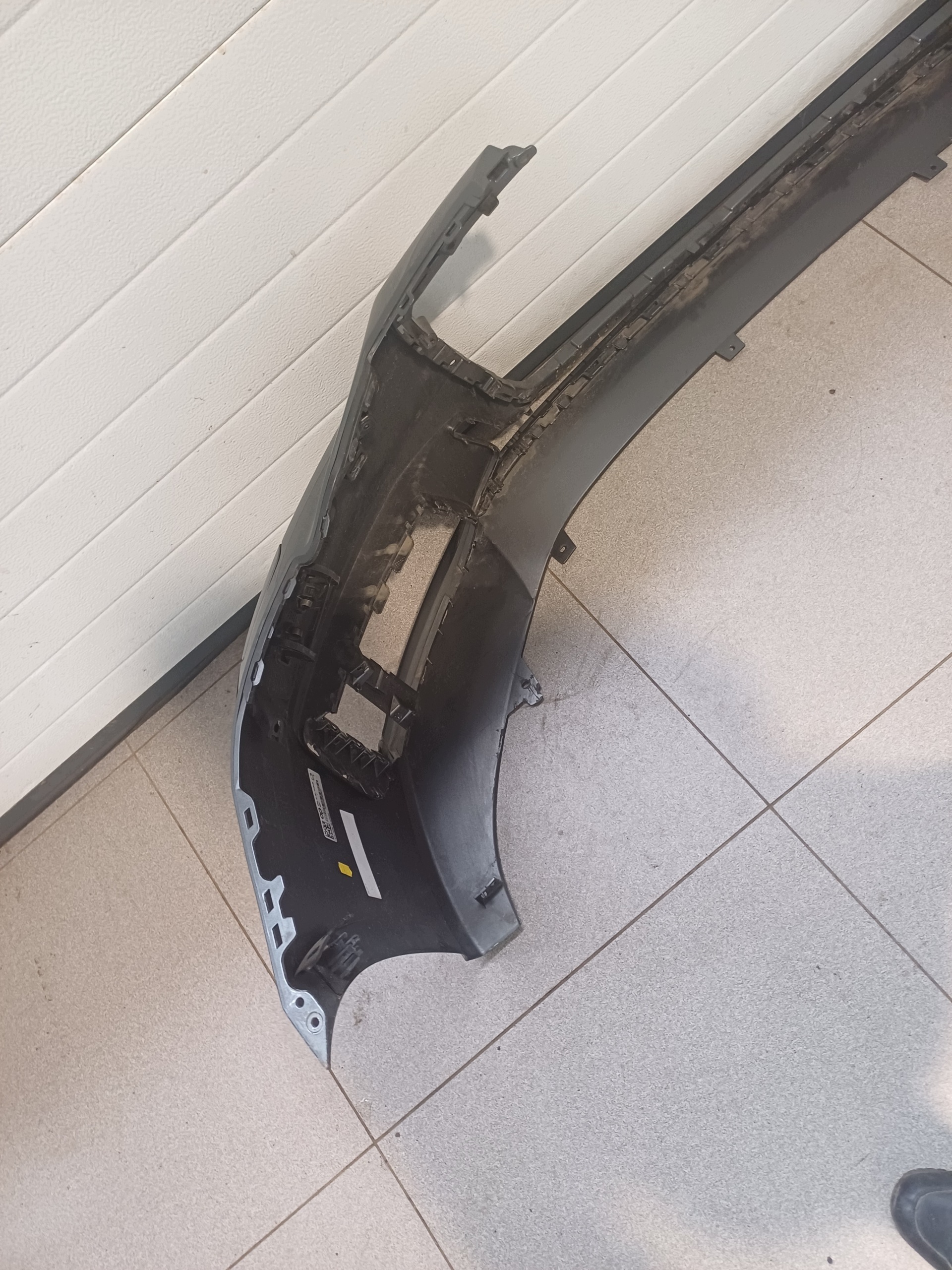 bumper front front AUDI A6 C8 S- LINE 4K0807437G 2 X PDC