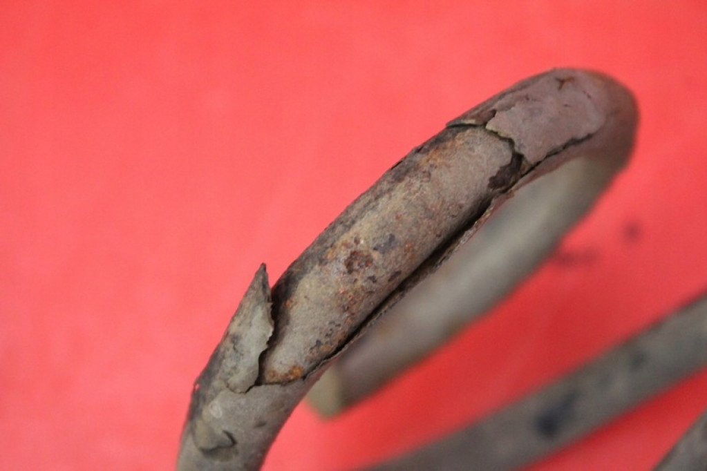 molla posteriore posteriore CITROEN C4 1 e 1.4 16V 88 KM 04-08