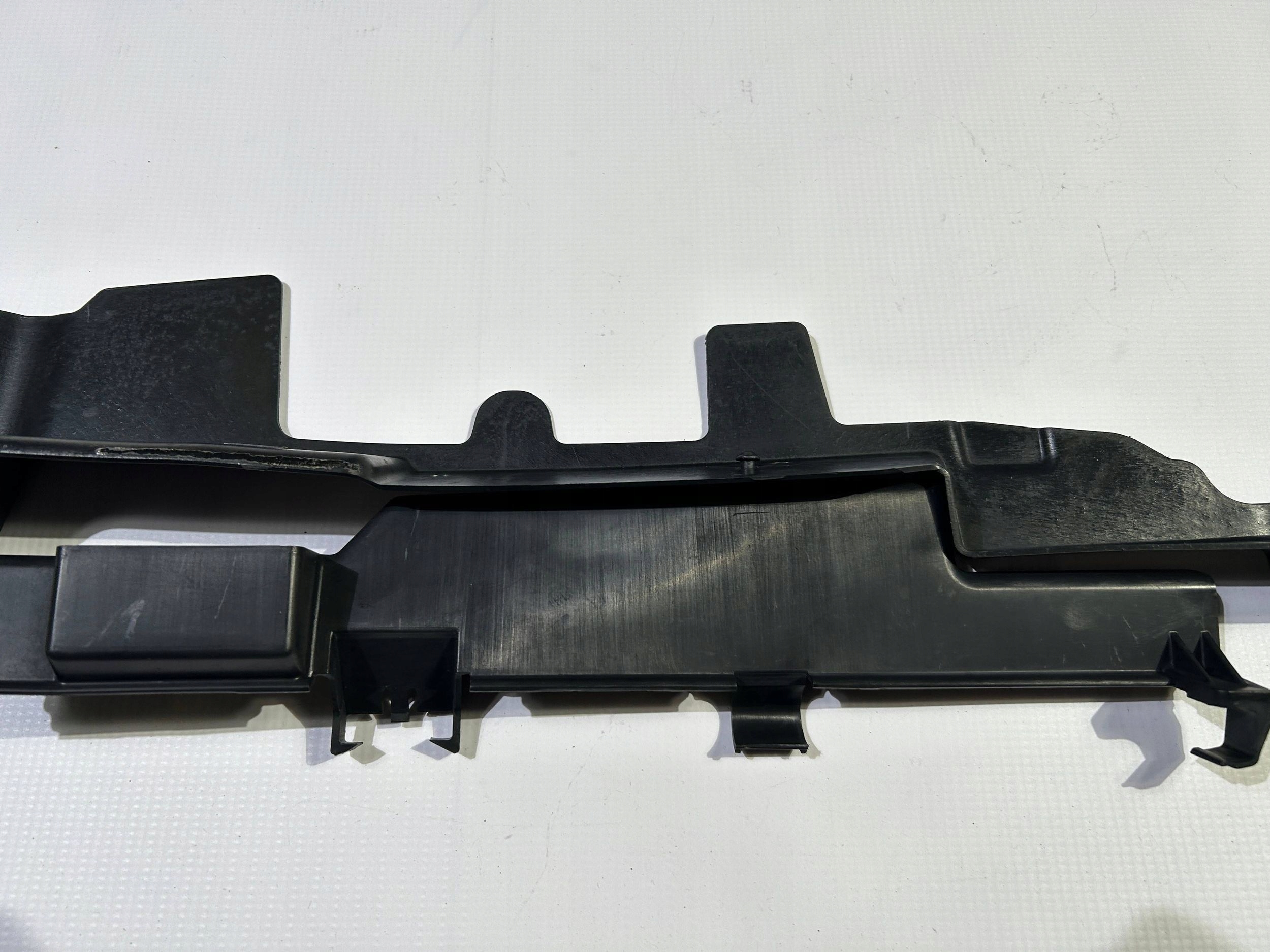 впуск канал воздуховод радиатора правый FORD FLEX 2013-