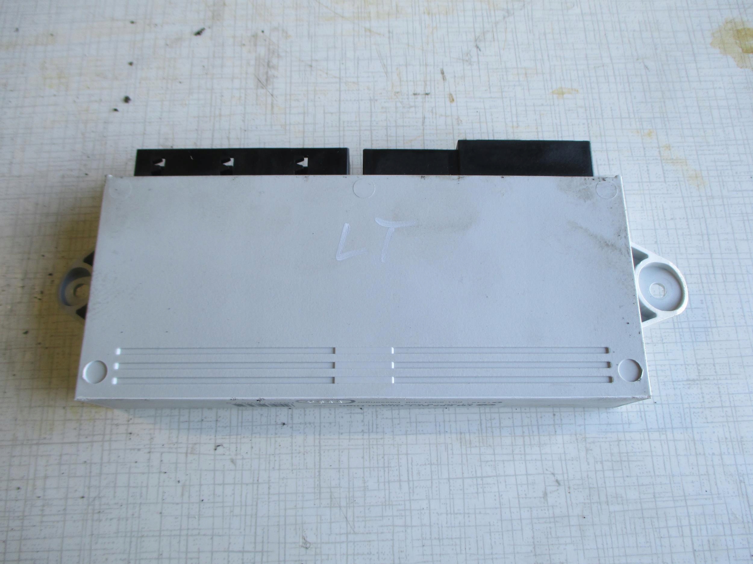 BMW E65 01-05 MODUŁ Z DRZWI LEWY TYŁ 6922263