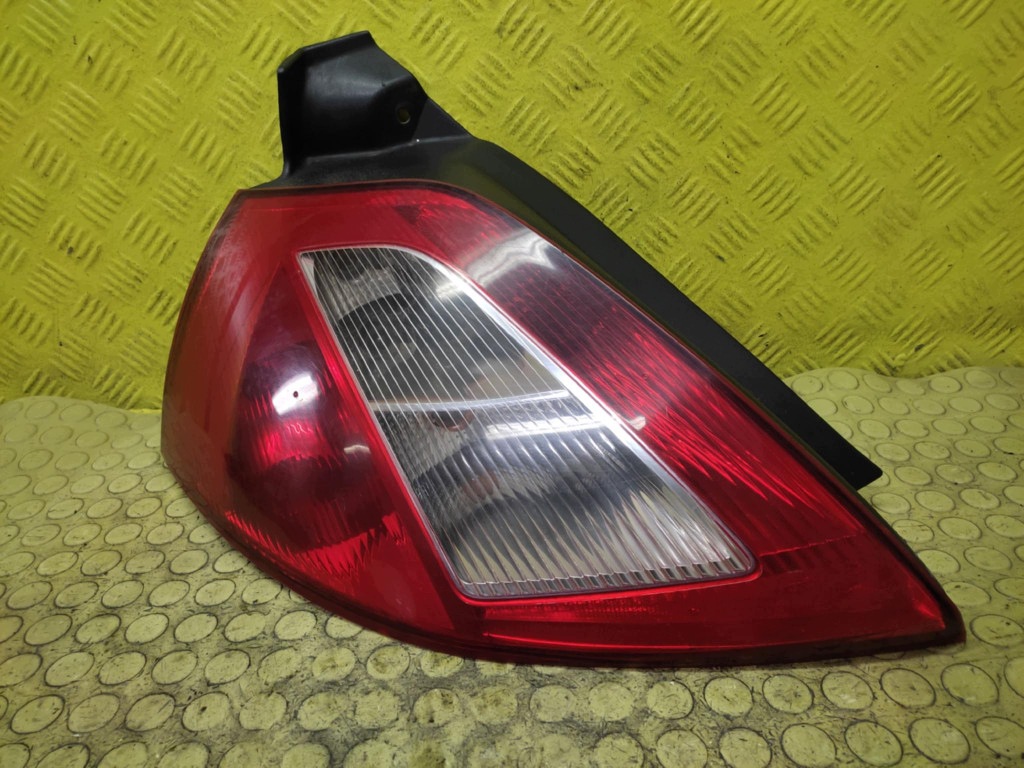 RENAULT MEGANE II light left rear part 8200073236