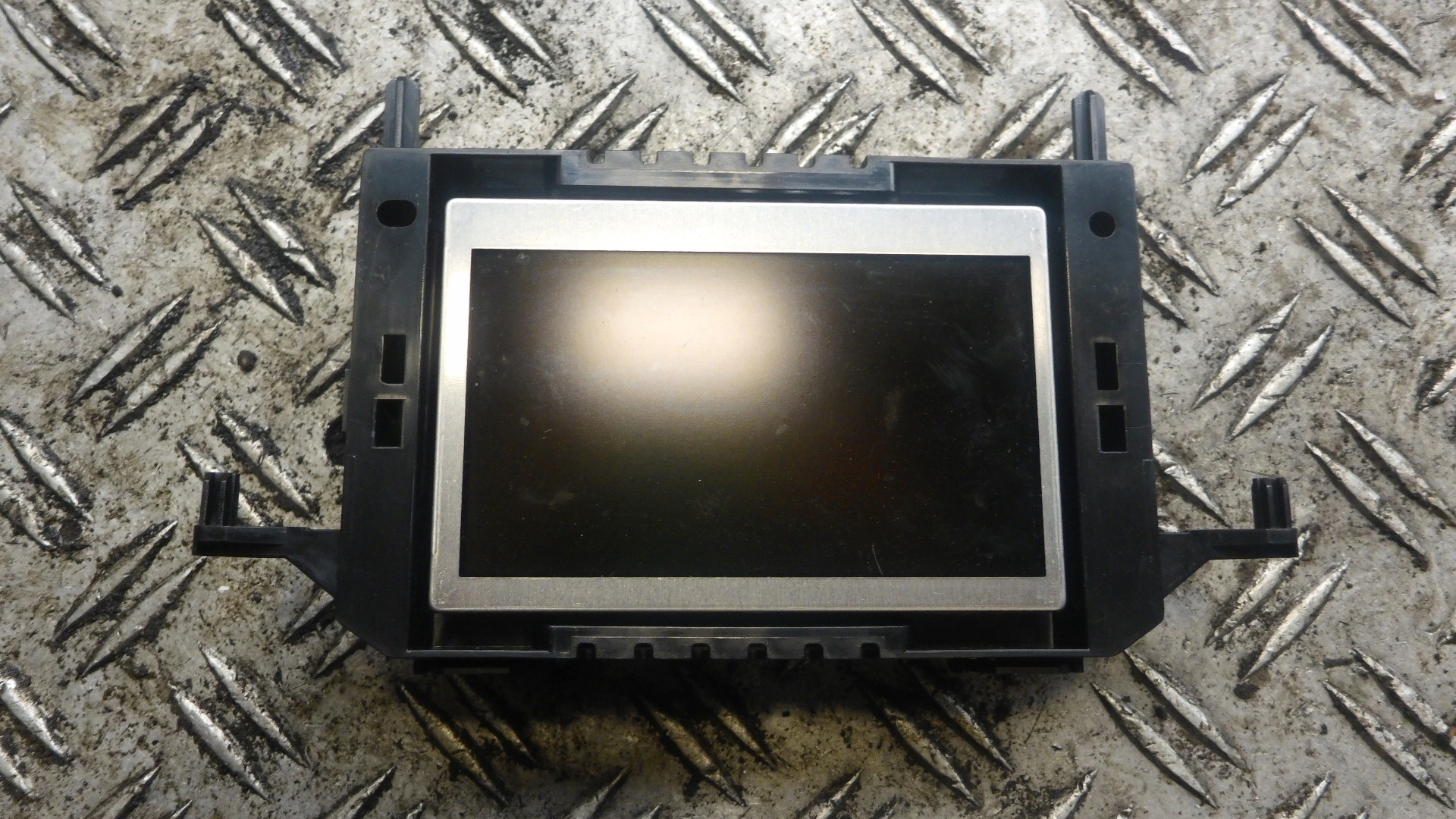 WYŚWIETLACZ NAWIGACJI FORD KUGA EM5T-18B955-RA