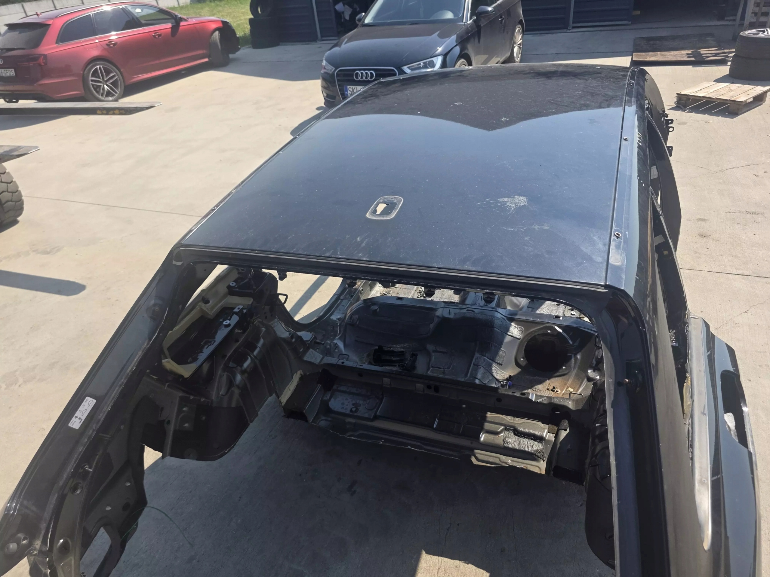 dach Blende Abdeckung dach Radhaus Längsträger AUDI A6 C8 AVANT KOMBI Original !!!