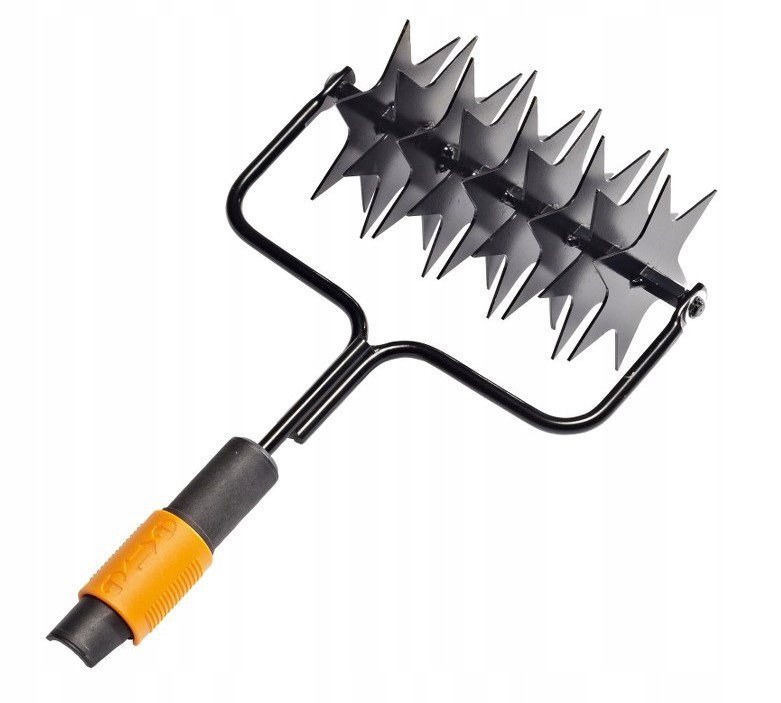 Fiskars Provzdušňovač trávníku QuikFit (1000689)