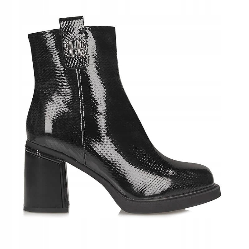 Elegantní lakované dámské kotníkové boty Vinceza 66670 Bk Pt