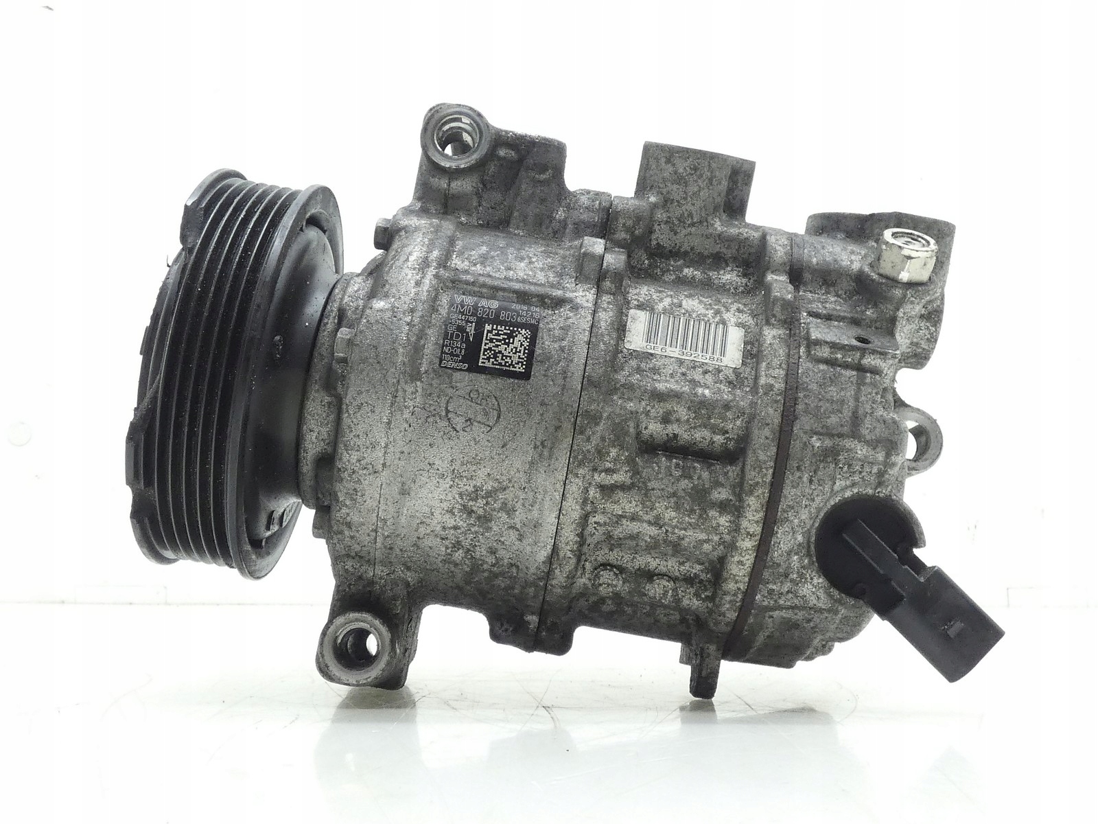 compressor compressor; of the air conditioning AUDI A4 B9 2.0 TDI 4M0820803