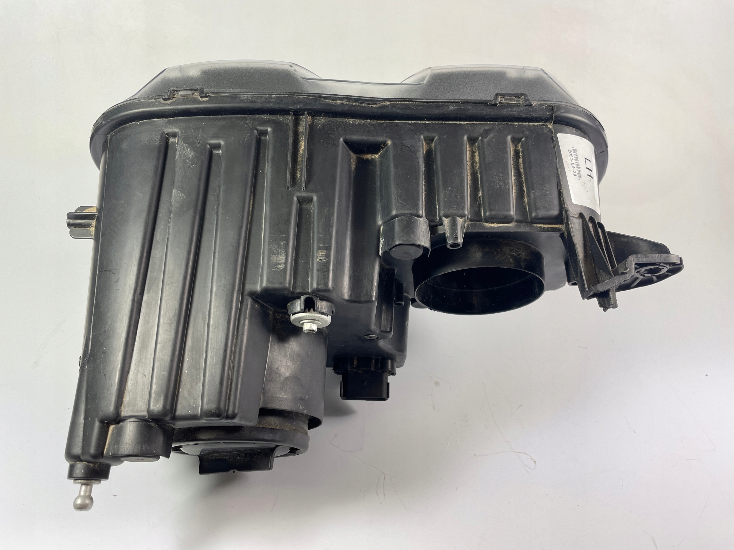 Dodge Challenger 2015-23 reflektor light left front replacement