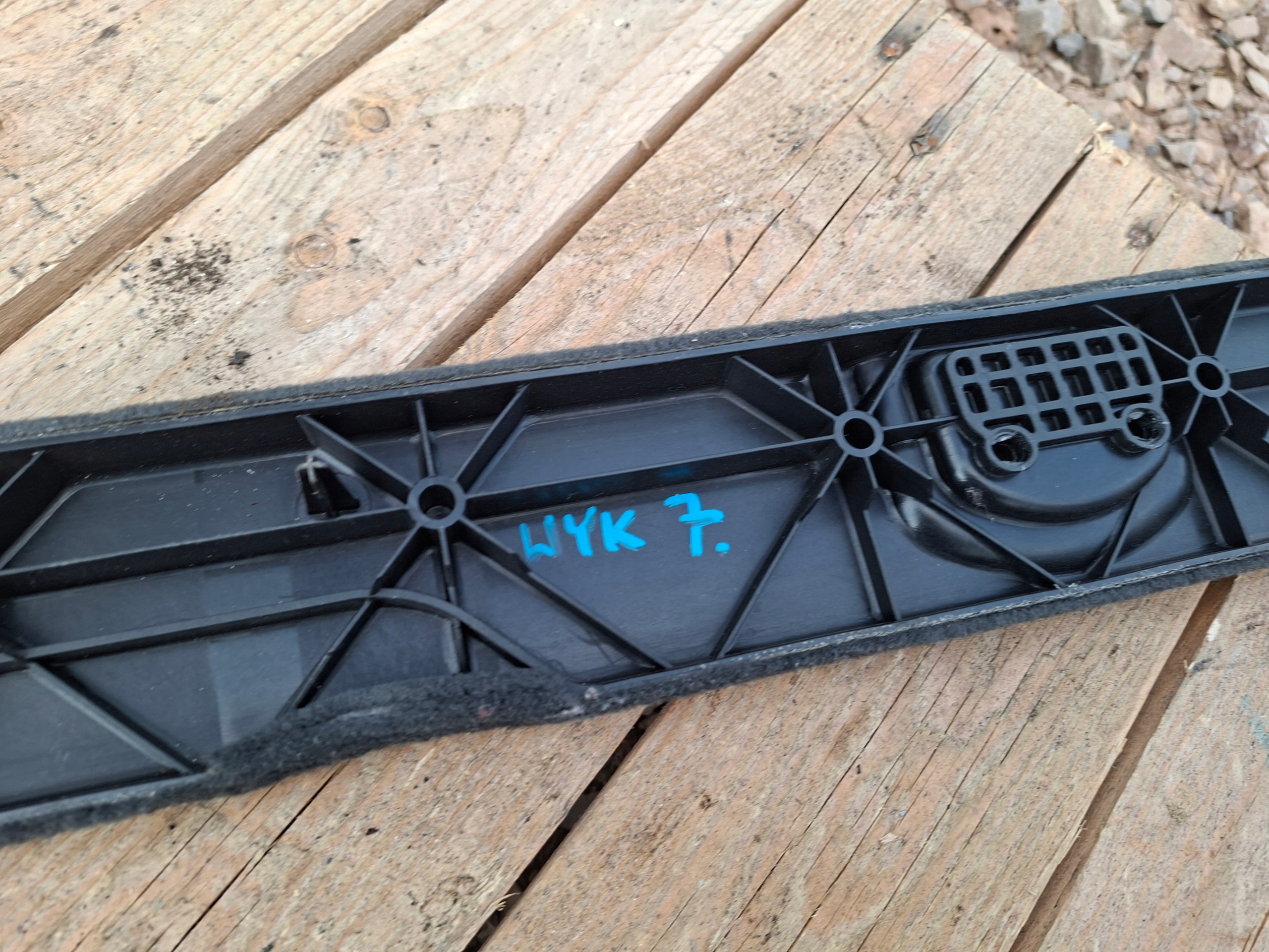 moulding boot left AUDI Q7 4L 4L0861488