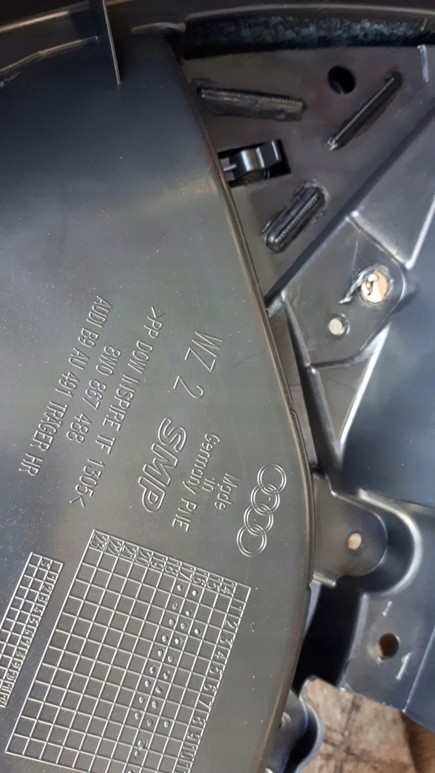 S4 B9 A4 8W side door right rear part ALCANTARA EU
