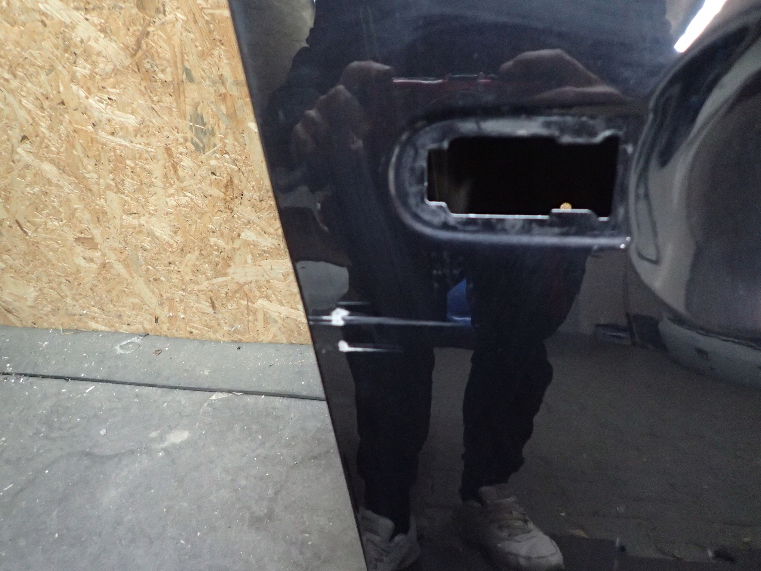 DOOR FRONT RIGHT JEEP RENEGADE