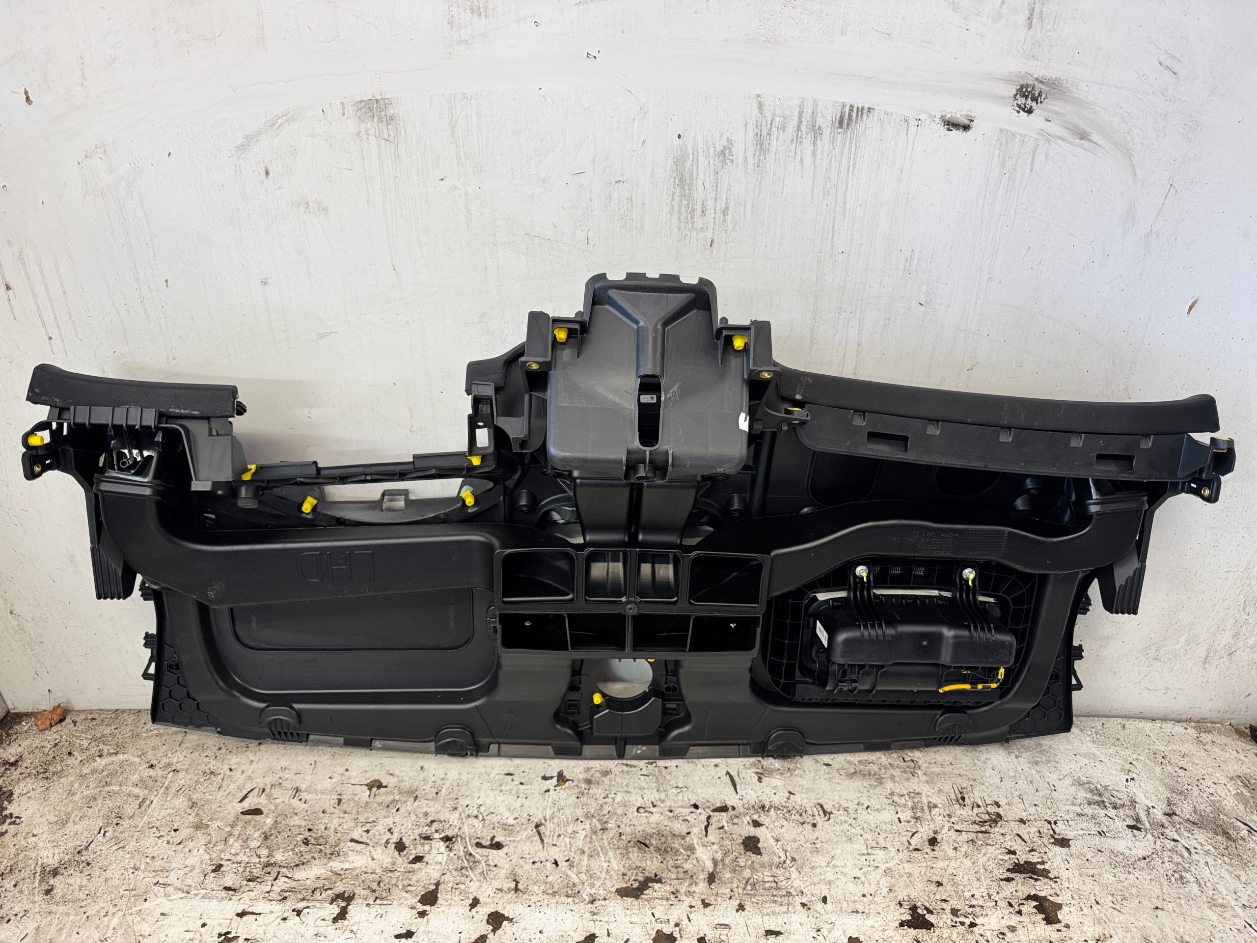 OPEL MERIVA B dashboard console airbags tension belts original running board