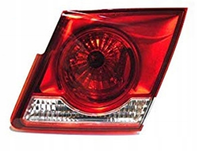 NOWA PRAWA TYLNA LAMPA CHEVROLET CRUZE SEDAN