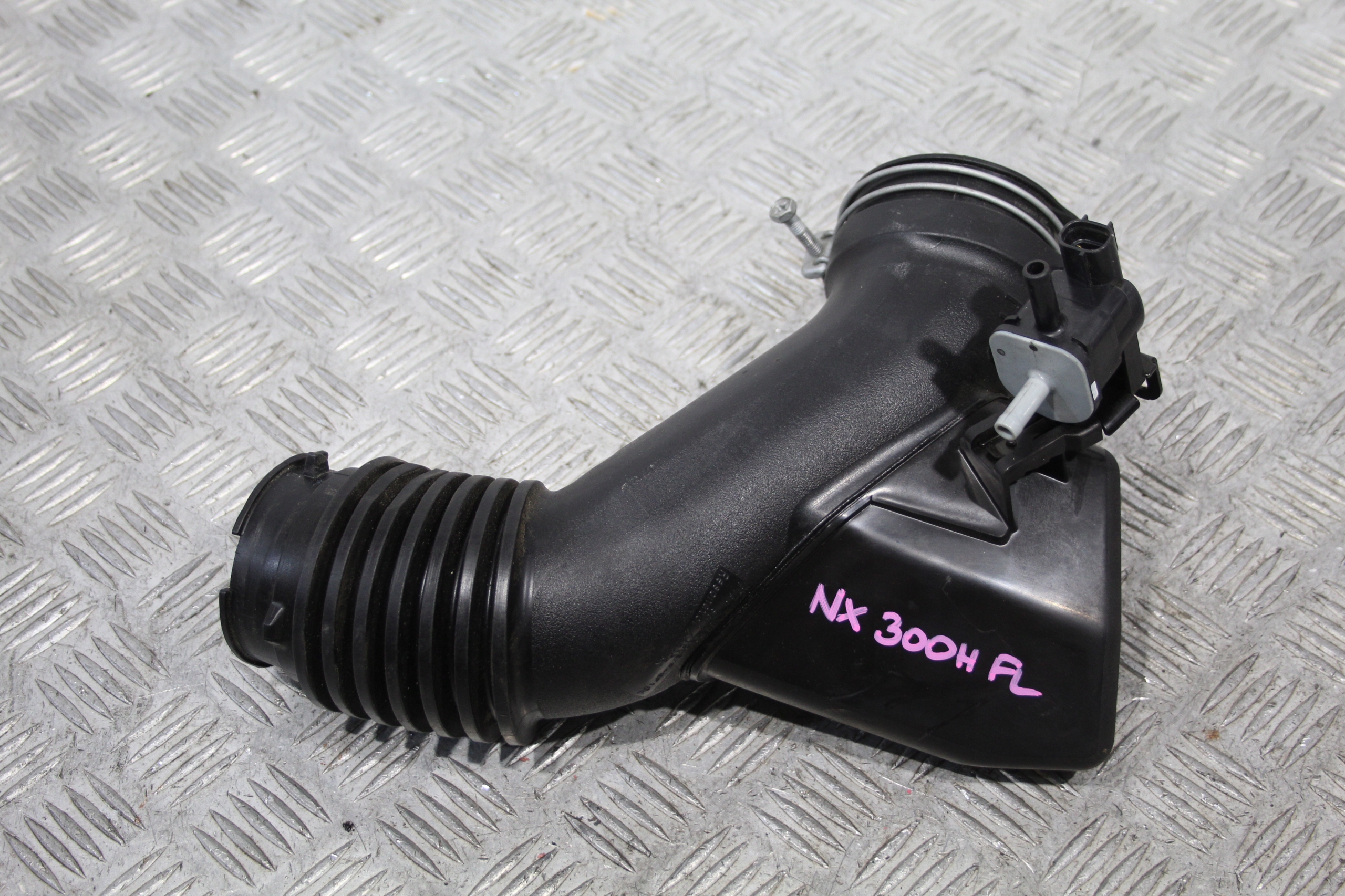 wiring air pipe LEXUS NX 300H LIFT