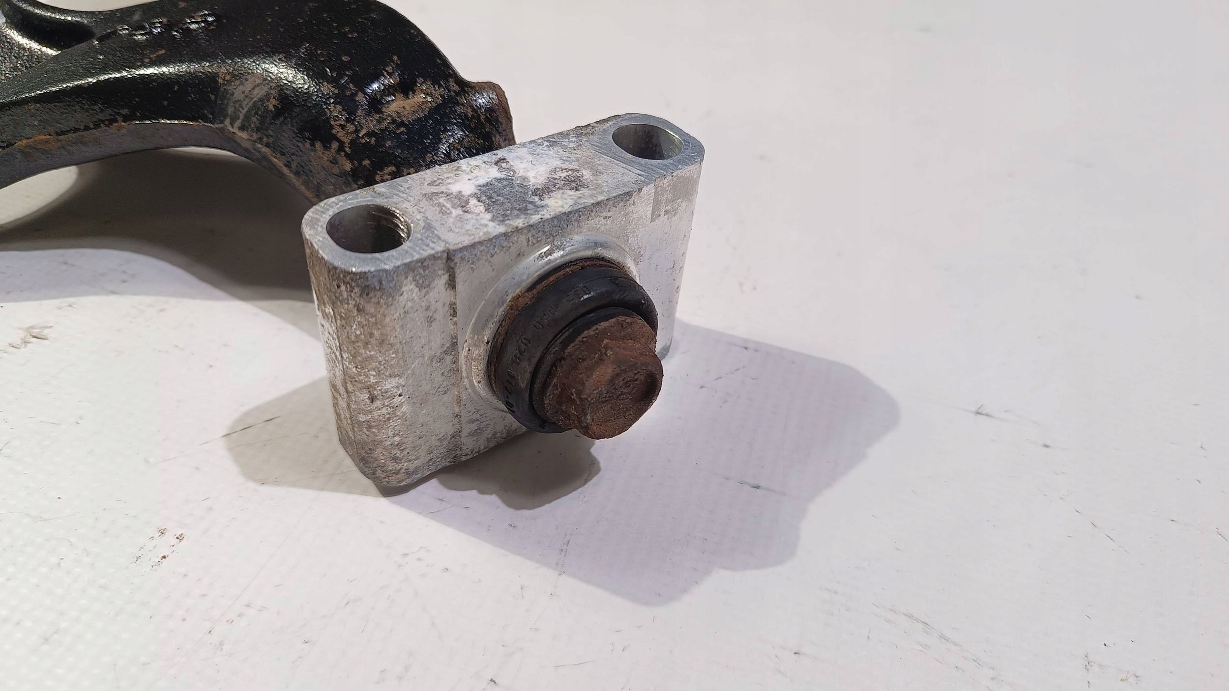 arm rear part rear left left side Ford Explorer V 2011