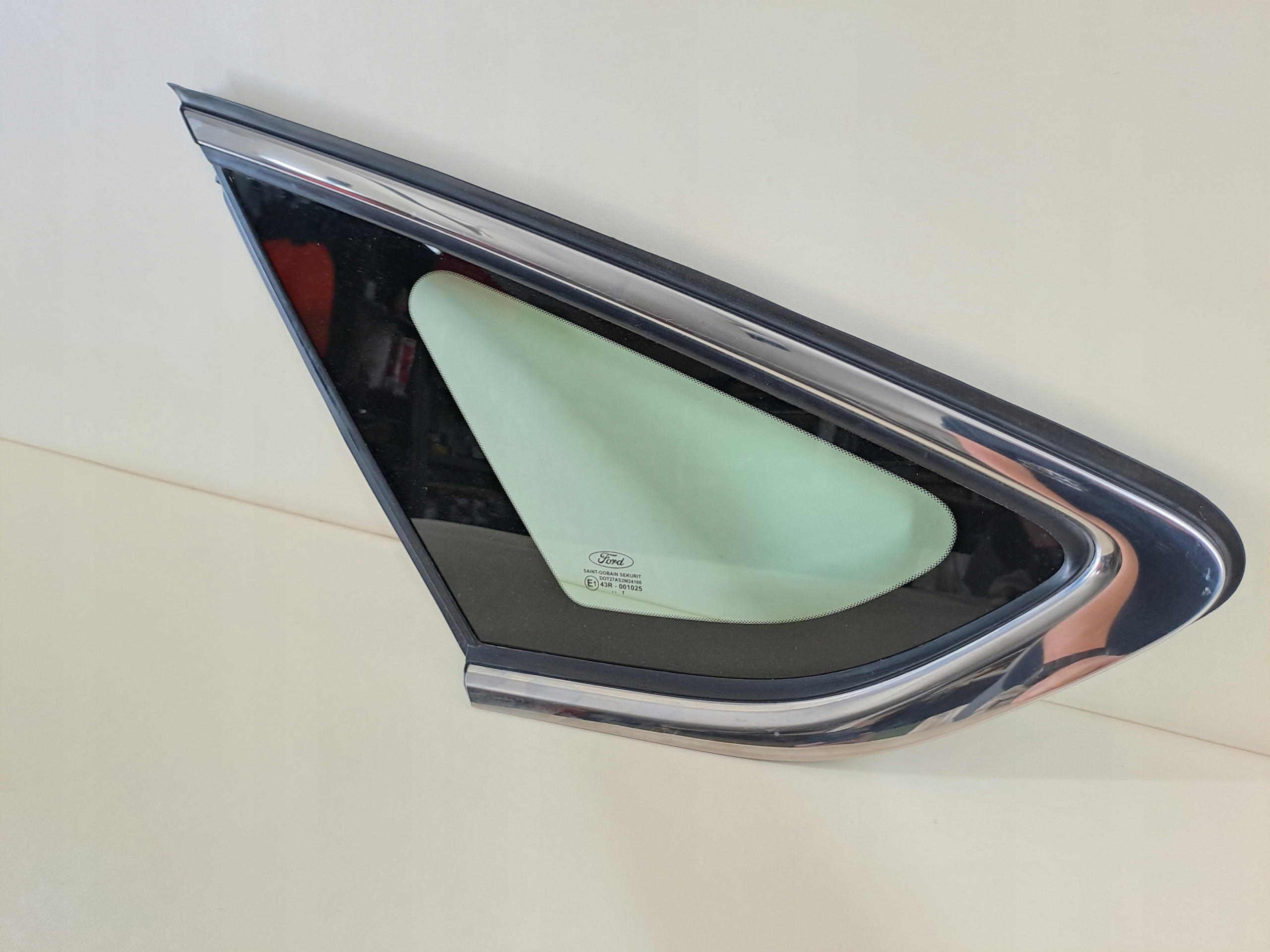 window bodywork side rear left left rear part TROJKAT FORD MONDEO V MK5 17r