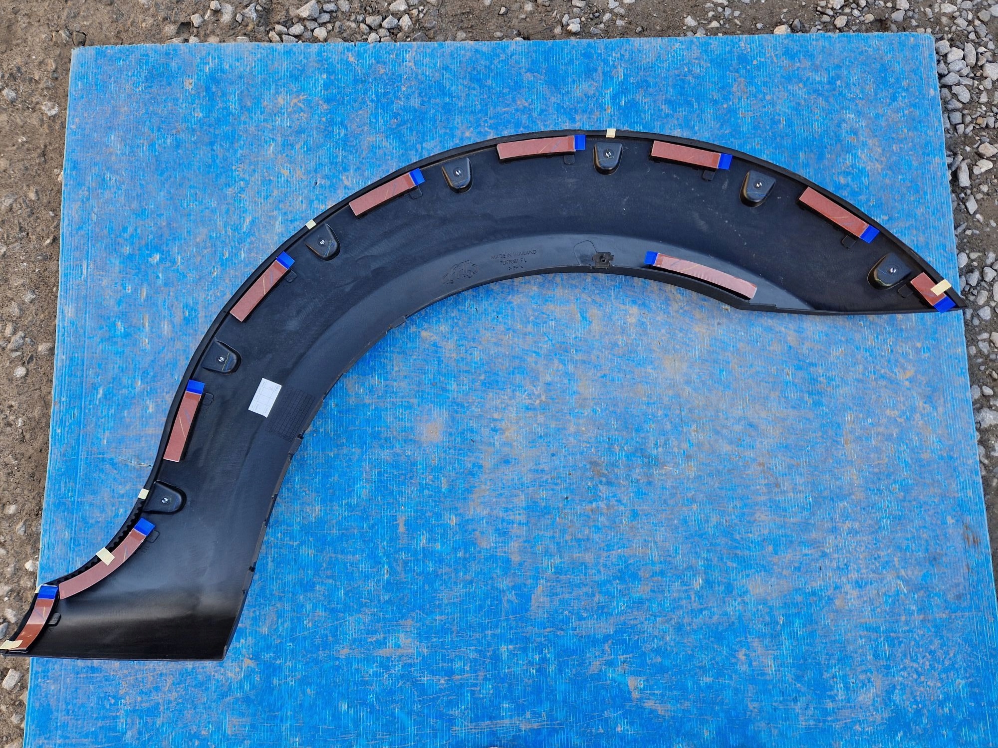 cap for fender left front FORD RANGER V 2015->