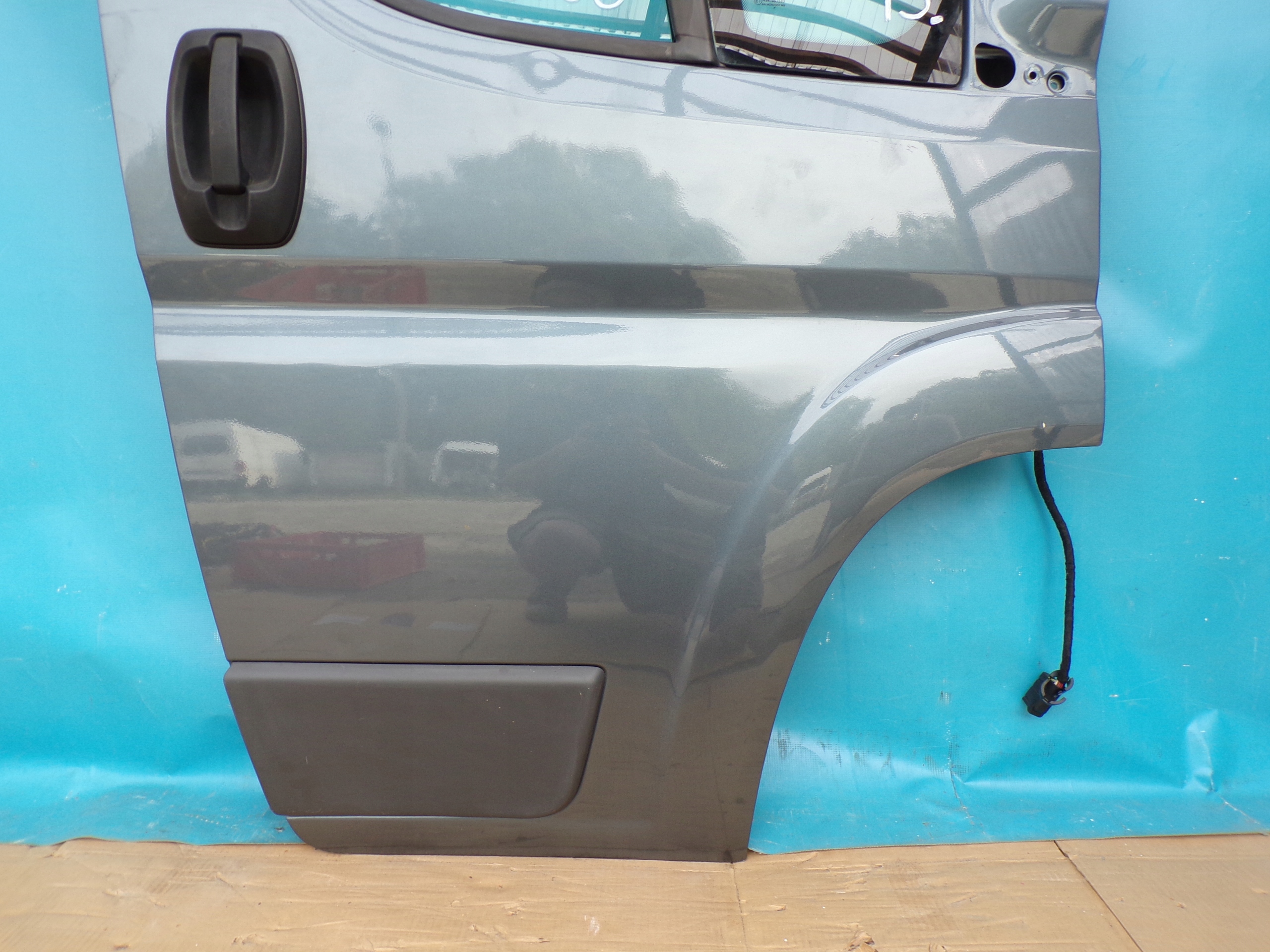 DUCATO JUMPER BOXER door front front right colour grey
