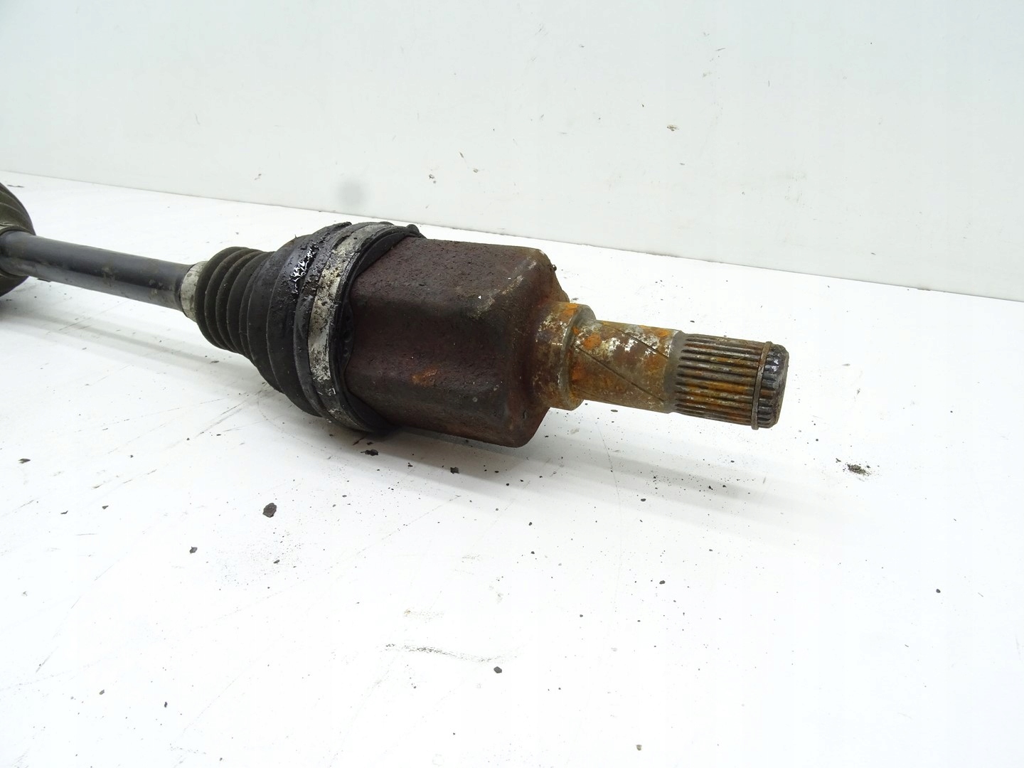 semi-axis NAPEDOWA left front left front VOLVO S60 II V60 and 2.0D P31325116