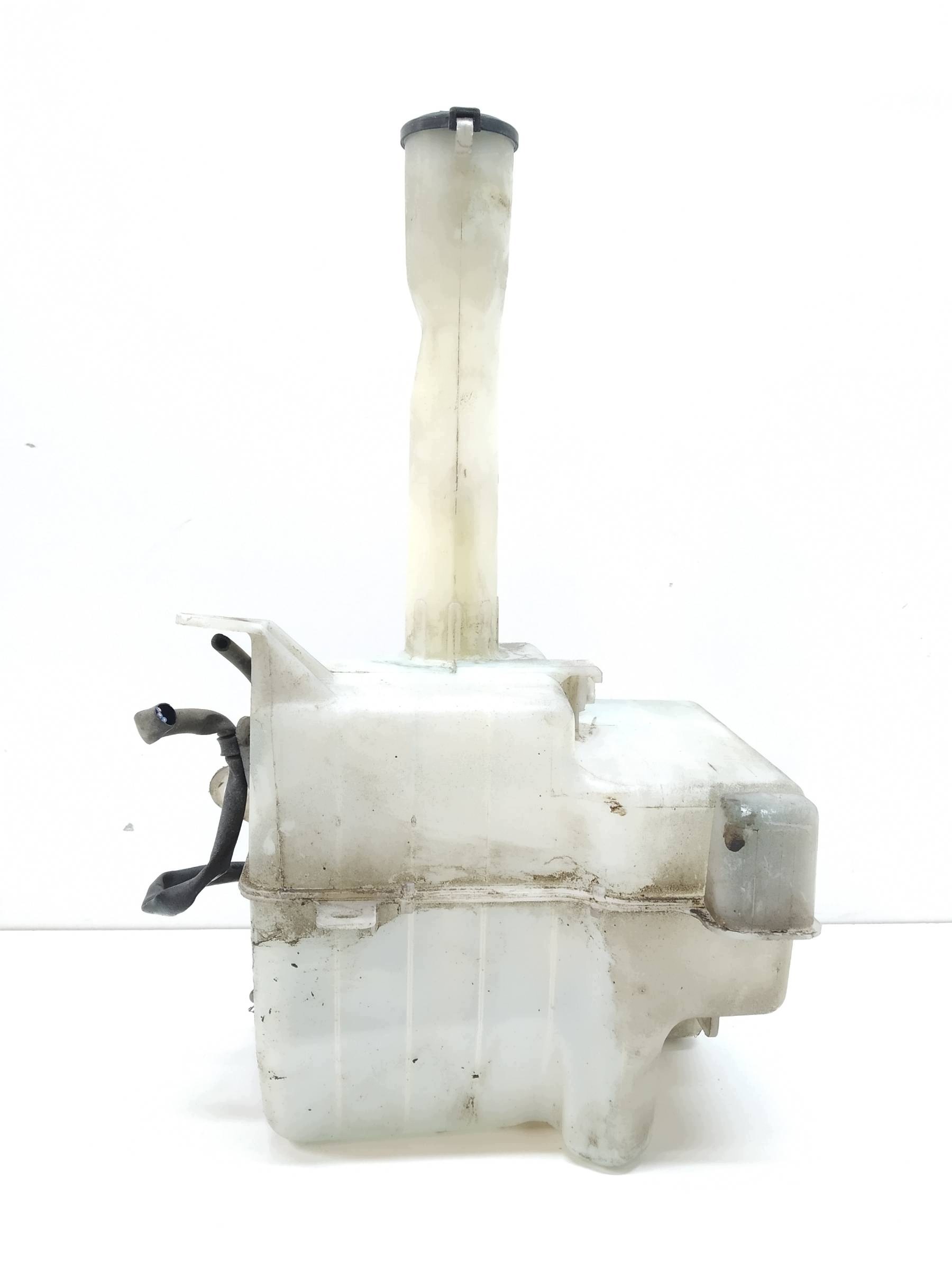 washer fluid tank Toyota Camry V (1994-1998)
