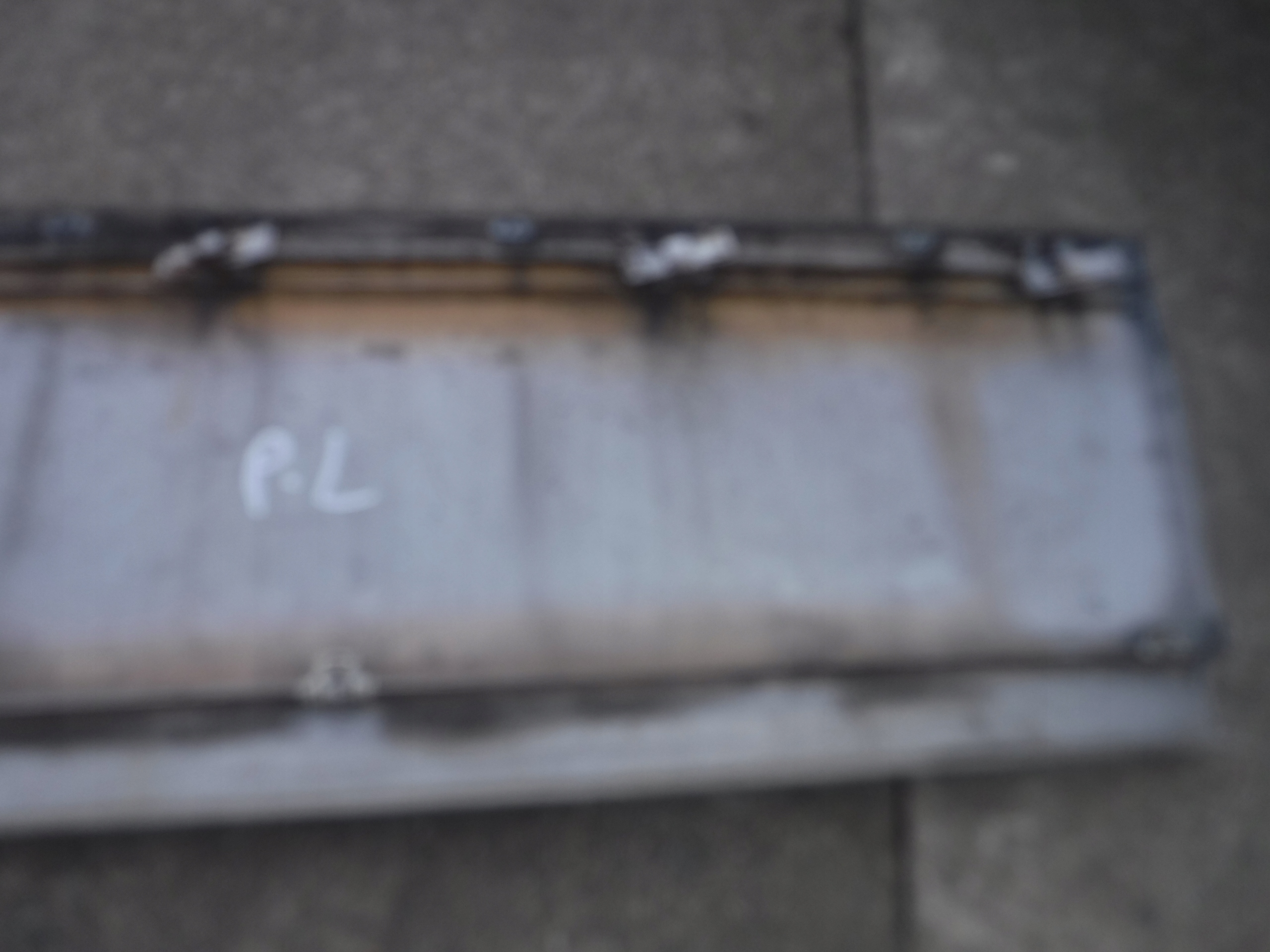 mercedes w124 moulding szeroka left front door