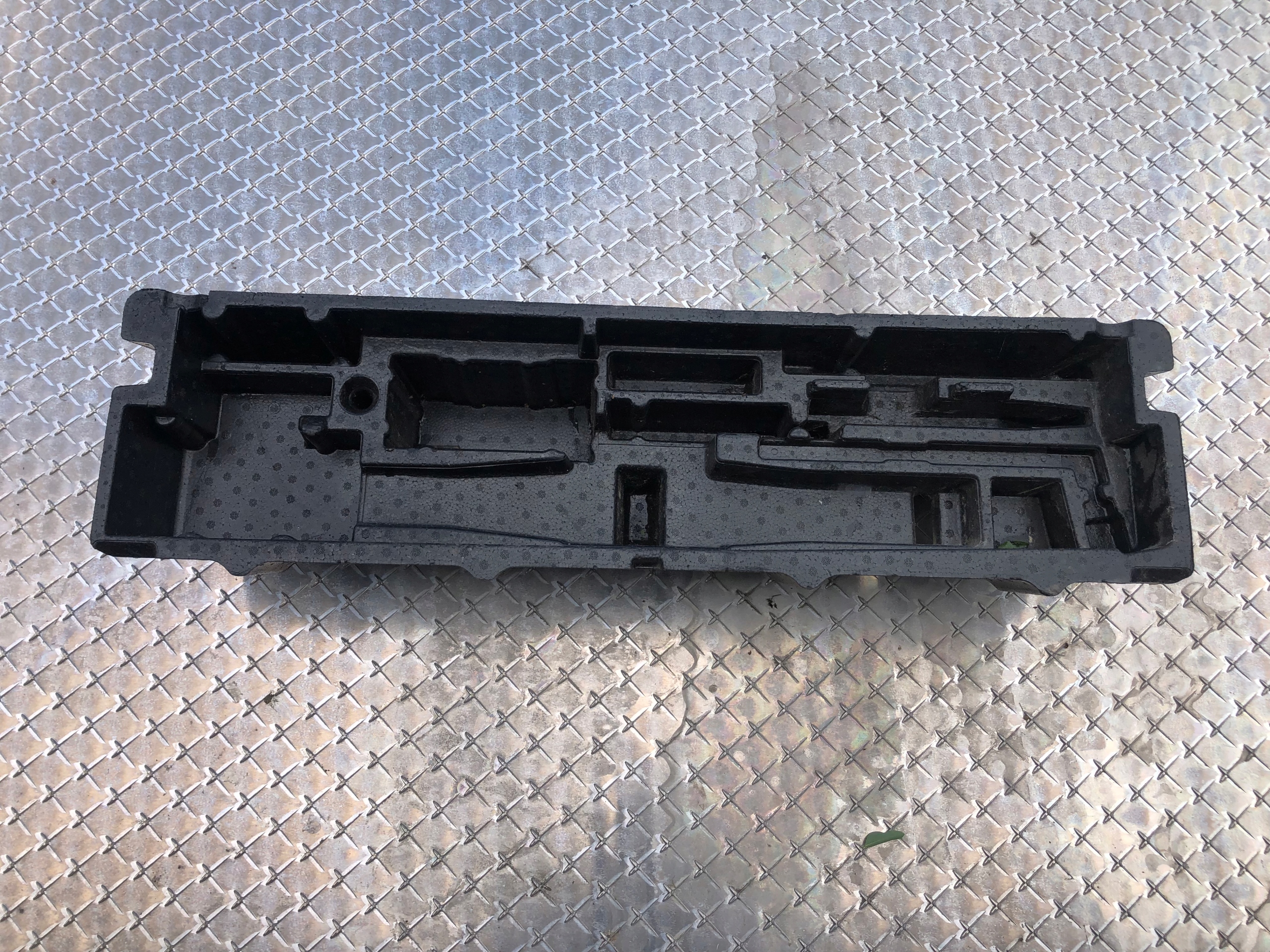 polystirene boot floor well MERCEDES W166